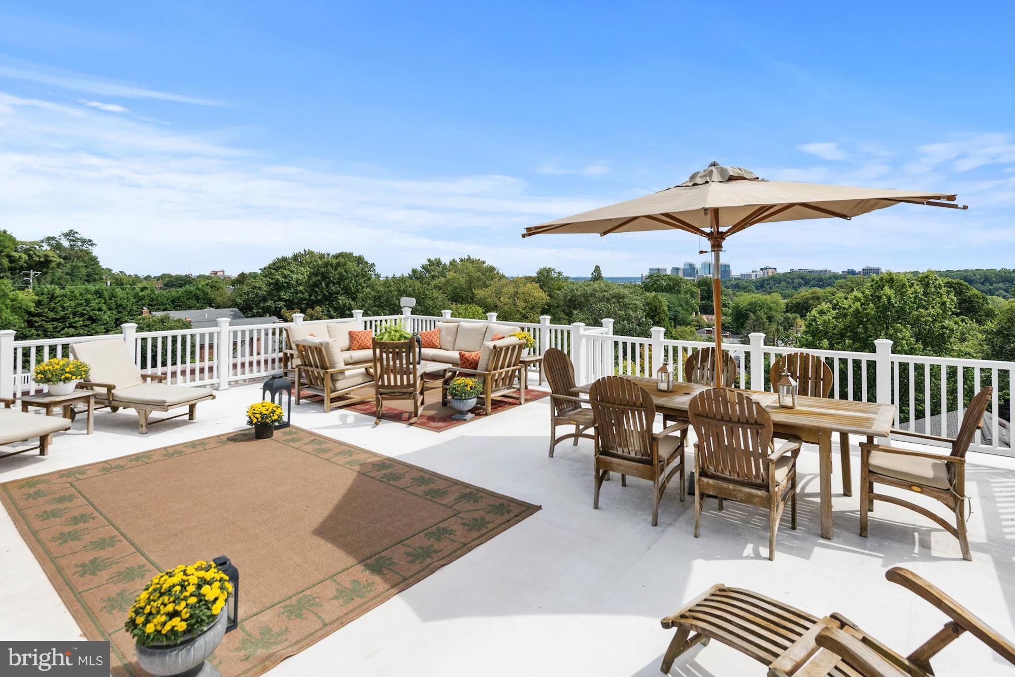 BERKLEY - Residential