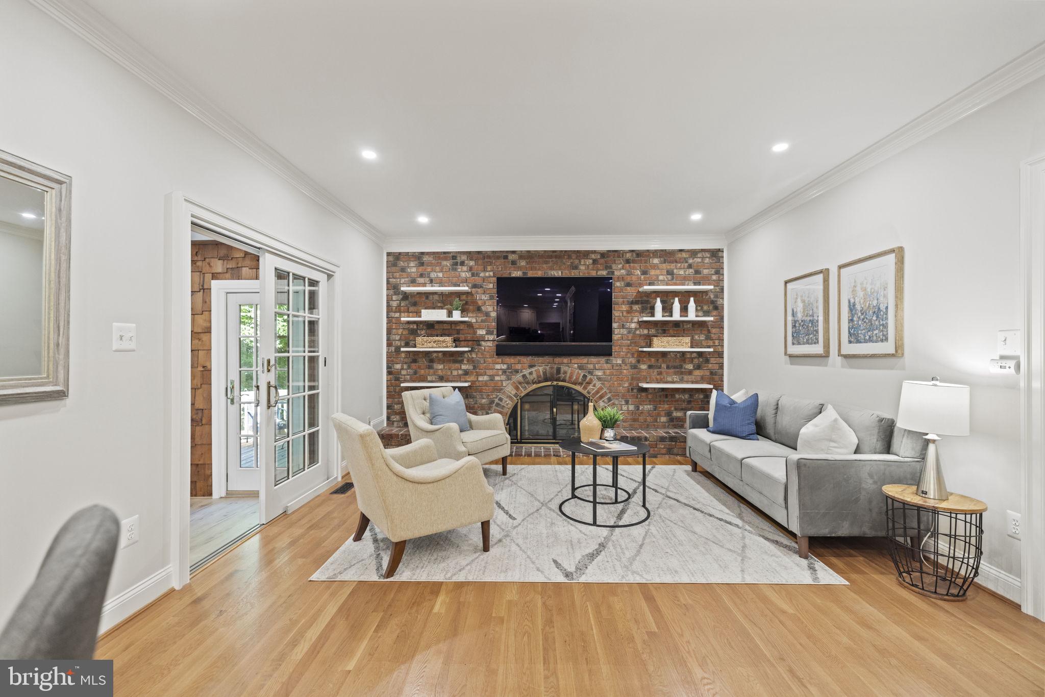 COLLEGE GARDENS - Residential