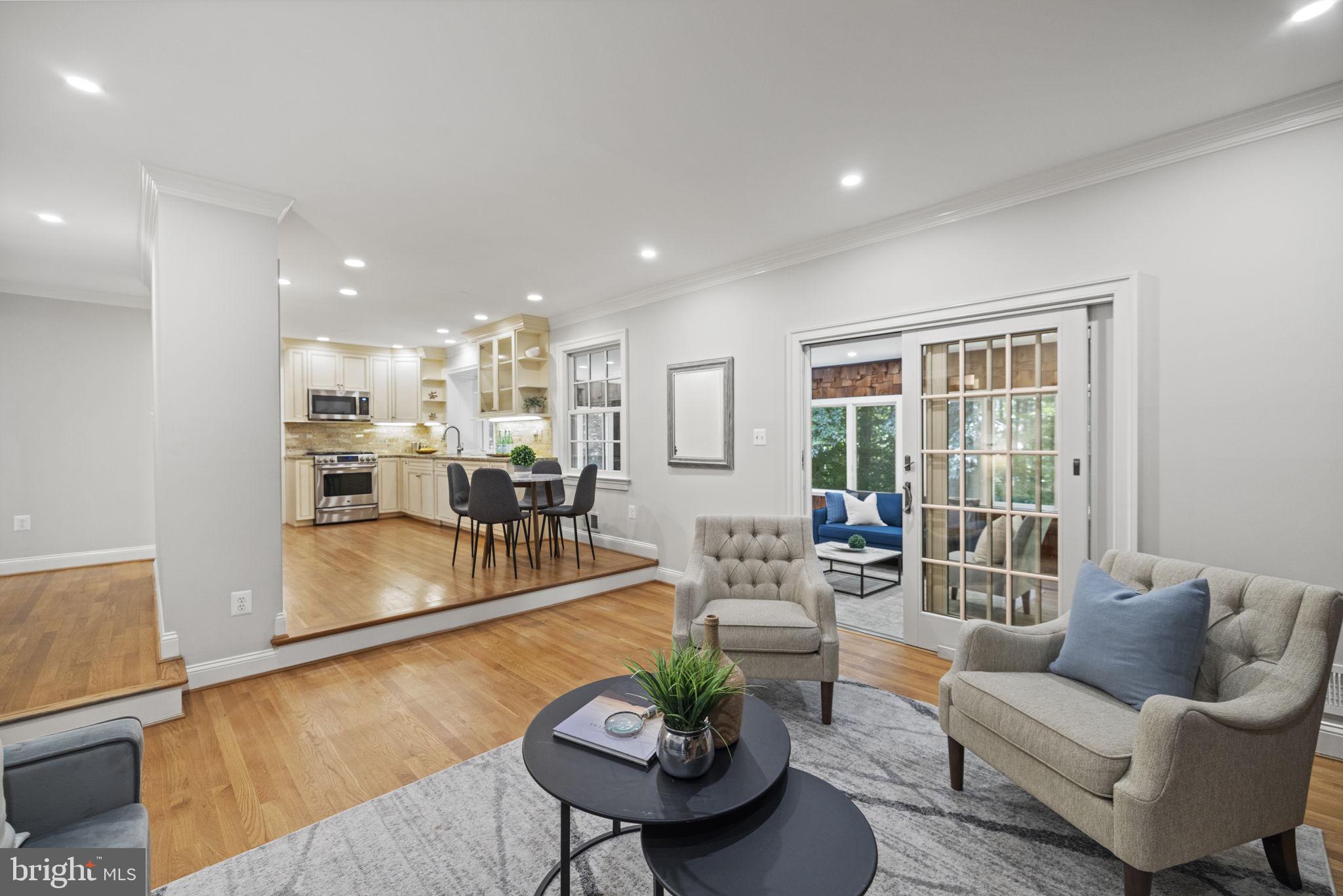 COLLEGE GARDENS - Residential