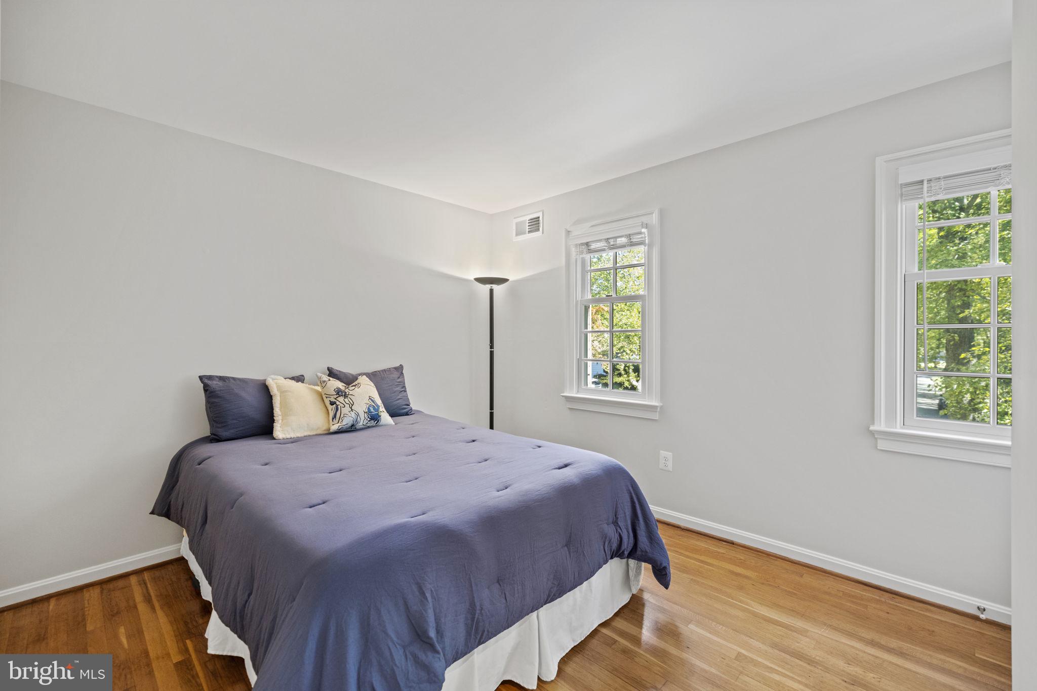 COLLEGE GARDENS - Residential