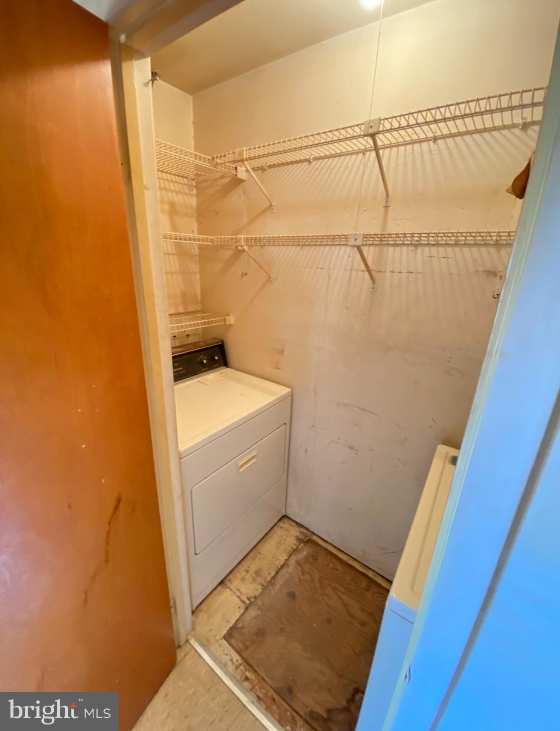 DALE CITY - Residential