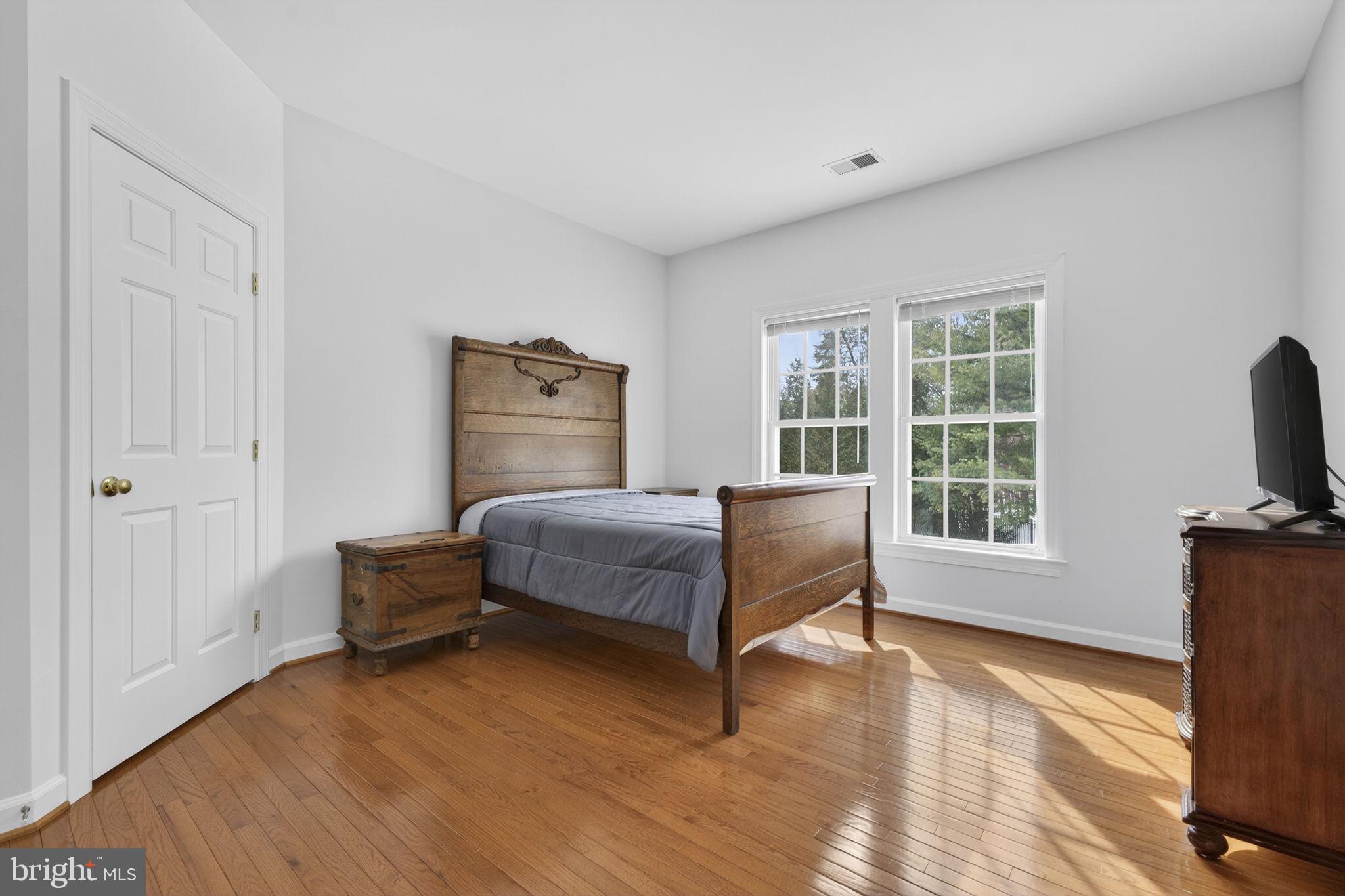 PIEDMONT - Residential