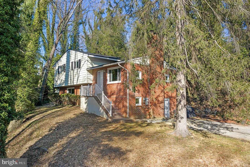 Located in the highly desirable Terrace Gardens neighborhood of Arnold, this charming single-family home sits at the end of a cul-de-sac on over ¾ of an acre, offering a spacious, tree-lined setting. The multi-level floor plan includes three bedrooms and two full bathrooms, providing flexibility and comfortable everyday living.
The fully renovated kitchen (2026) features stainless steel appliances, a gas range, and a wood-burning stove - ideal for gathering and daily enjoyment. Recent updates include a new roof, new windows - several with automatic window treatments - new light fixtures throughout, and a newly painted interior. Additional improvements include a new septic line and drywell.
The home is serviced by public water and natural gas and features a large driveway with ample parking. Conveniently located with easy access to Ritchie Highway, Annapolis, Severna Park, Baltimore, Washington, DC, and BWI Airport, this property offers a well-connected lifestyle in one of Arnold’s most established neighborhoods. Welcome Home!