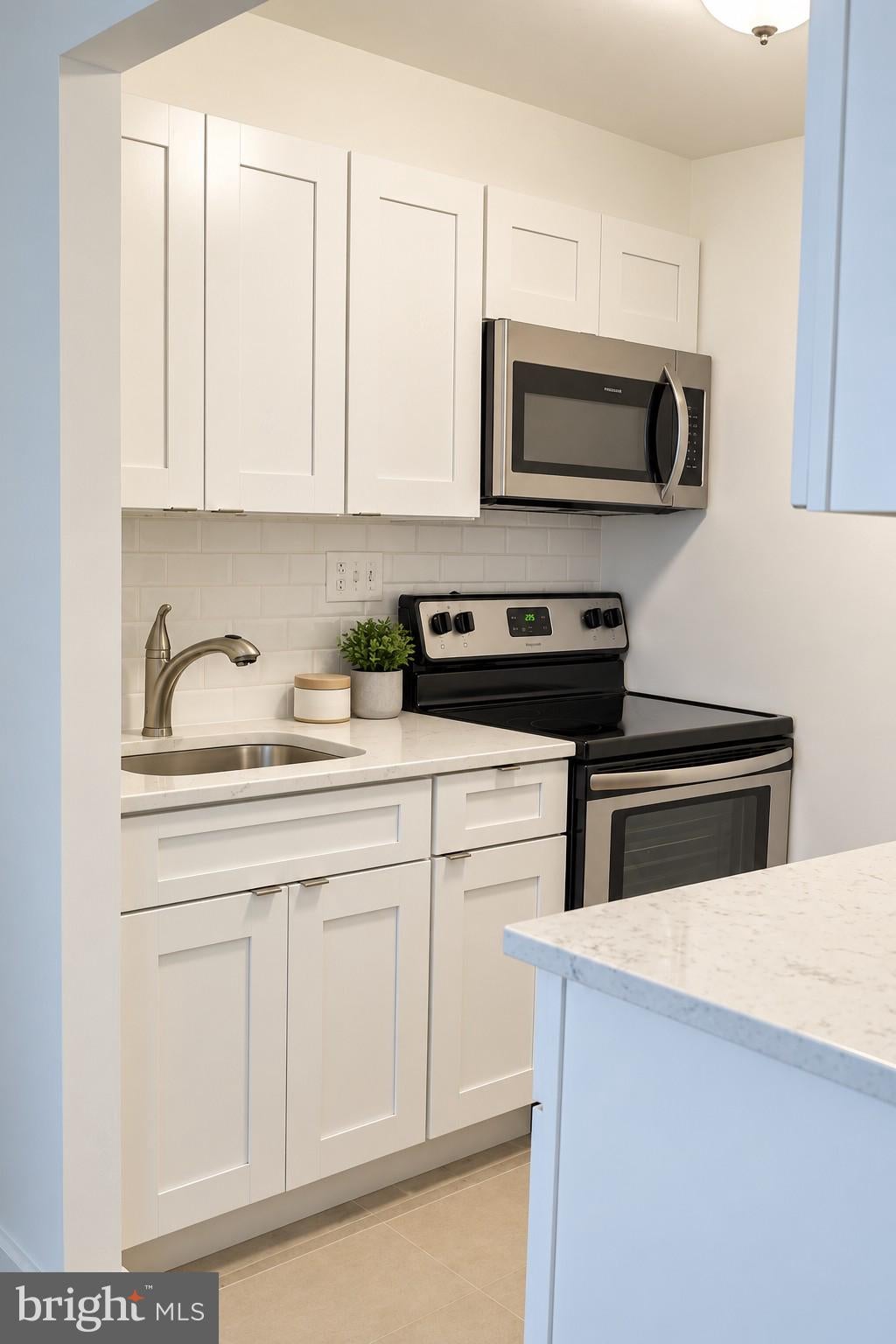 224 W RITTENHOUSE SQUARE 30 2803