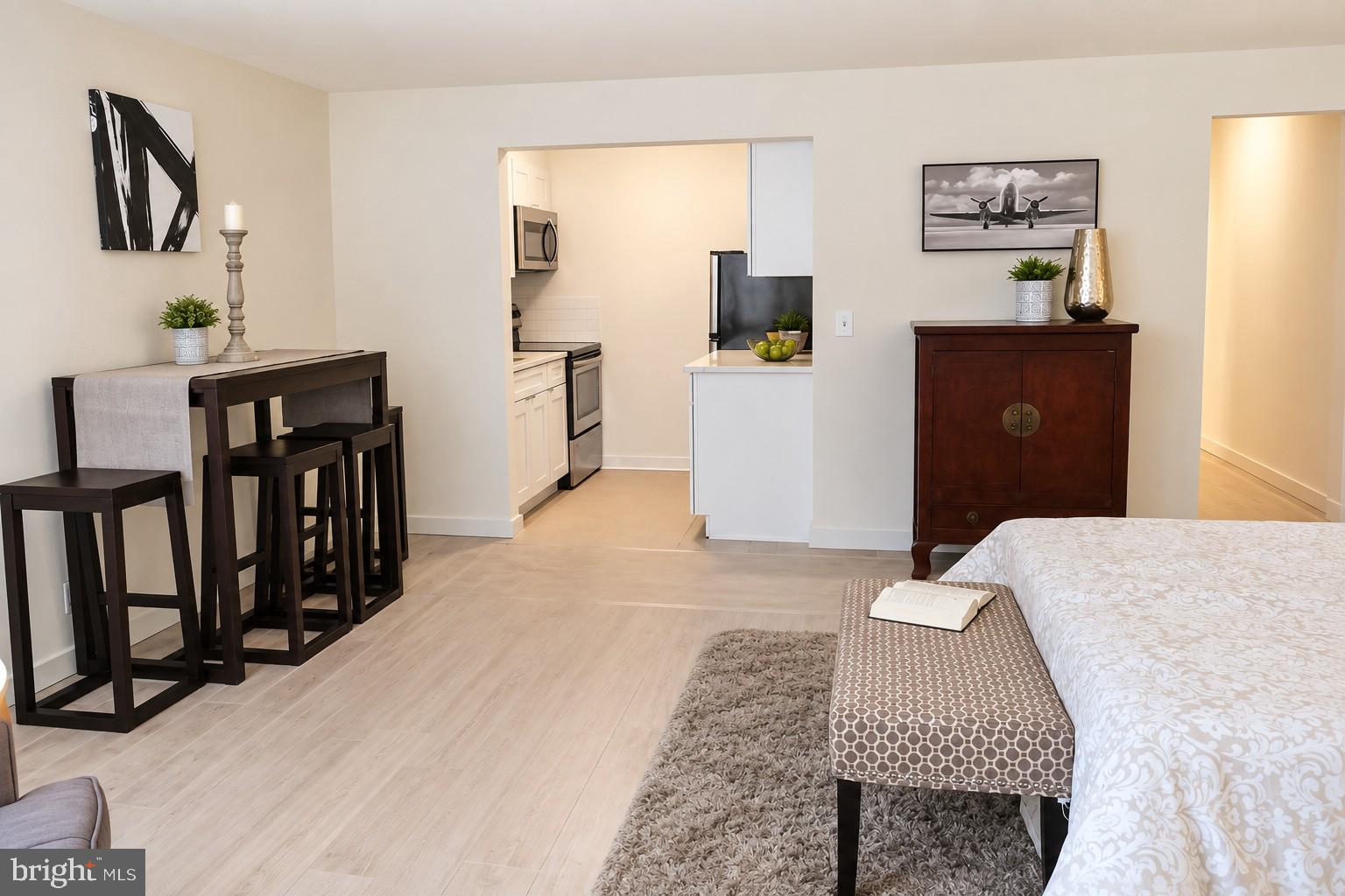 224 W RITTENHOUSE SQUARE 30 2803