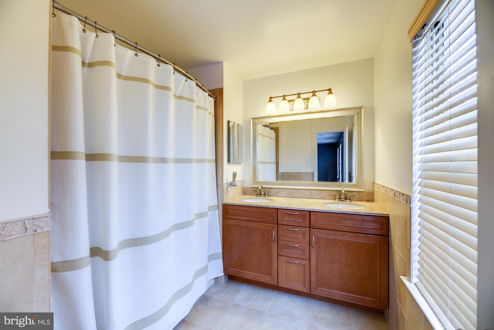 SENECA RIDGE - Residential Lease