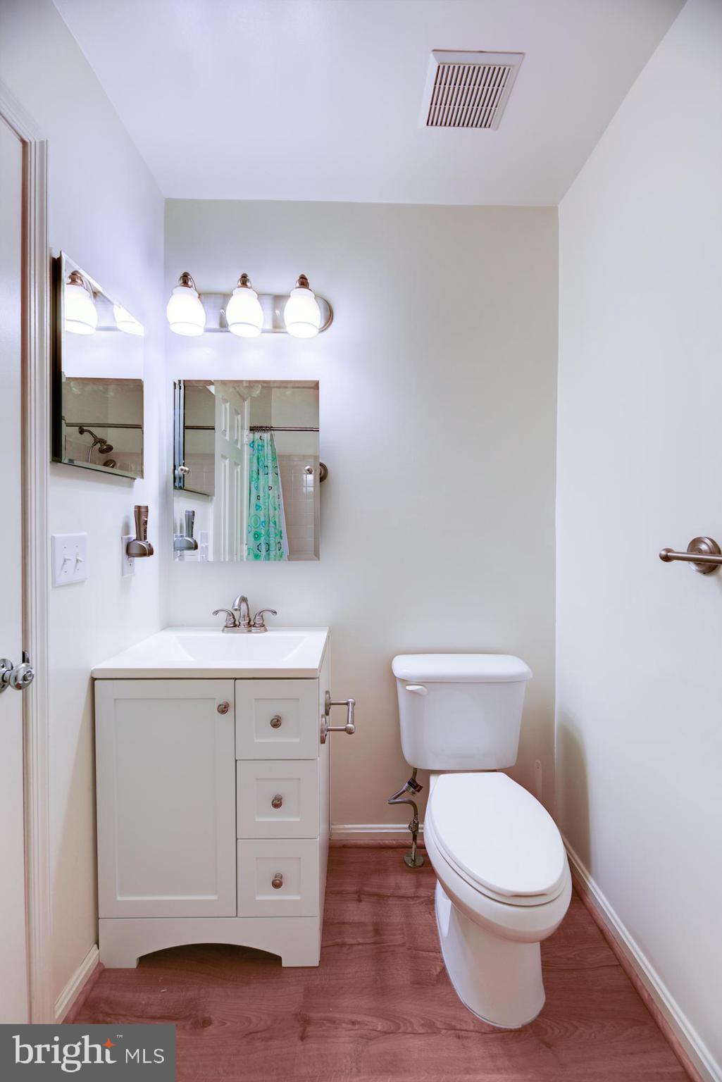 SENECA RIDGE - Residential Lease