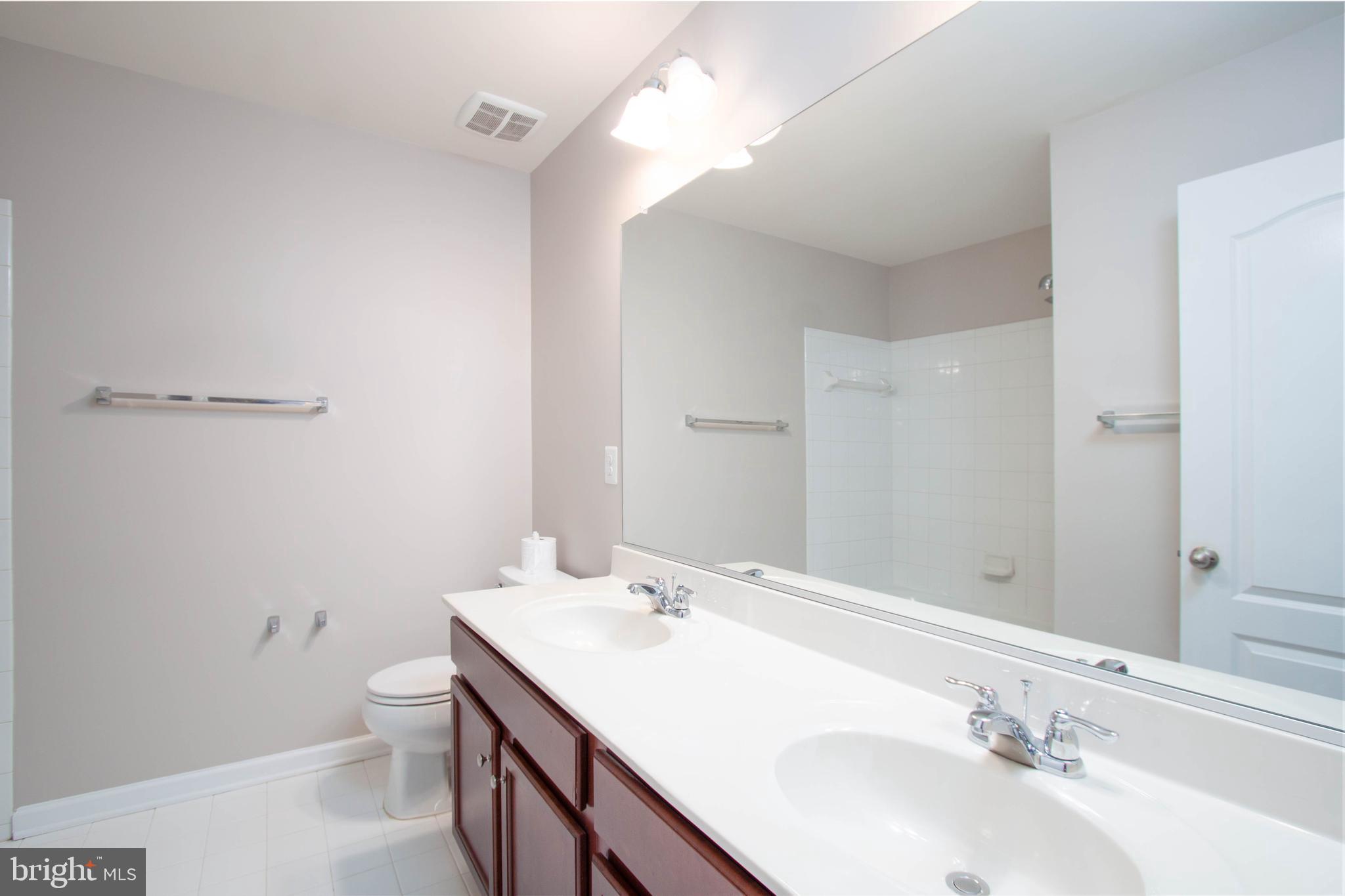 COLONIAL FORGE - Residential Lease