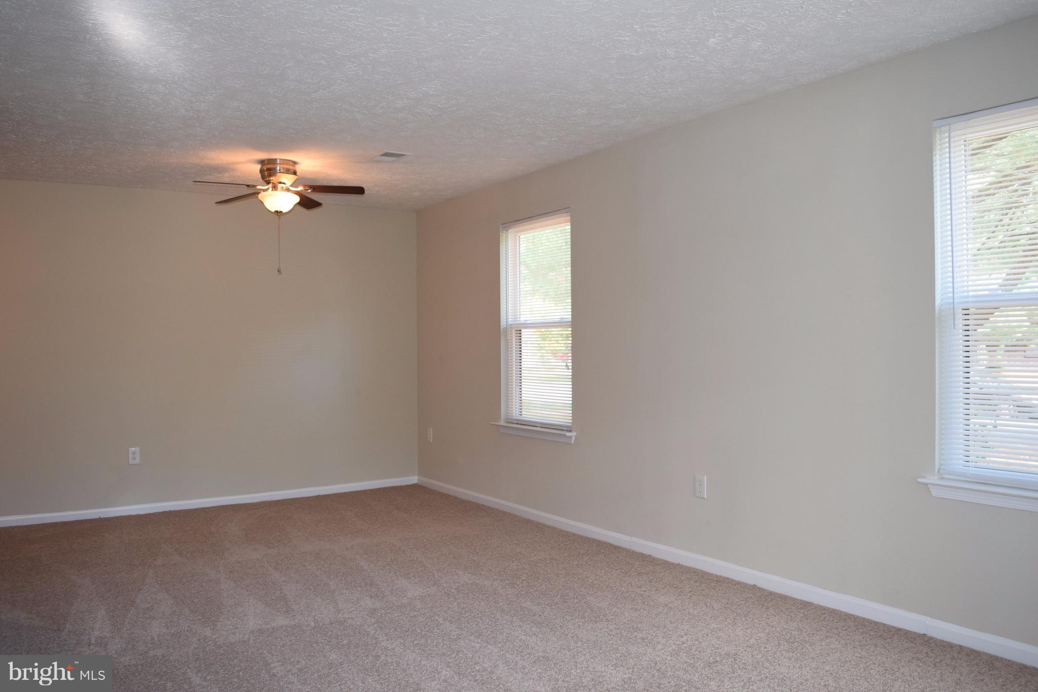 ST CHARLES SUB - HUNTINGTON - Residential Lease