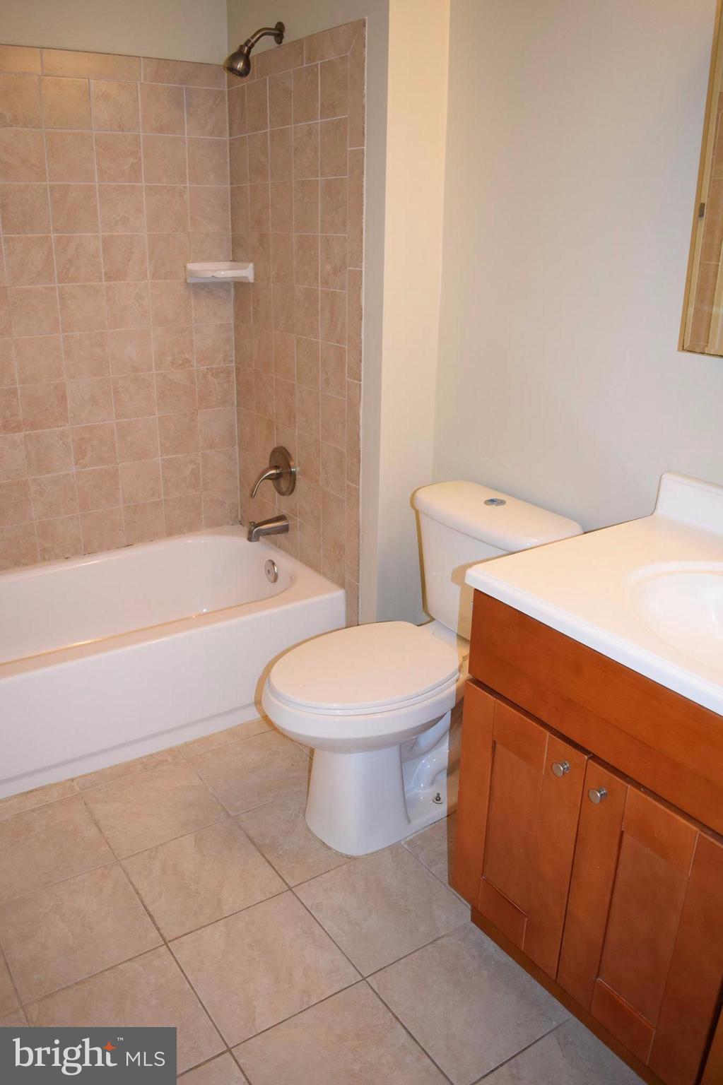 ST CHARLES SUB - HUNTINGTON - Residential Lease