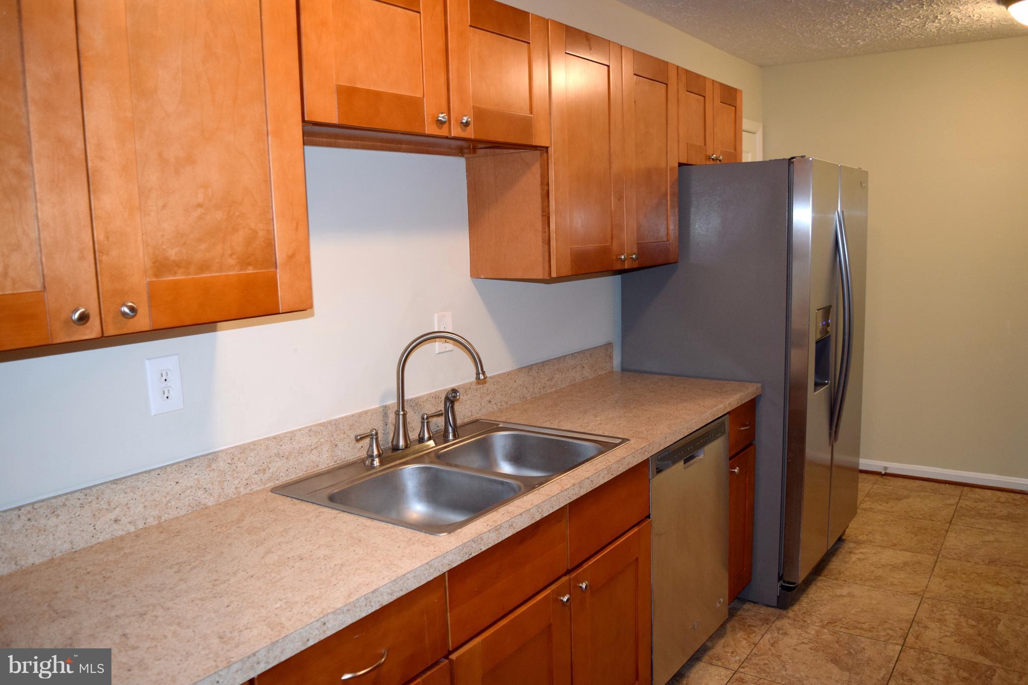 ST CHARLES SUB - HUNTINGTON - Residential Lease