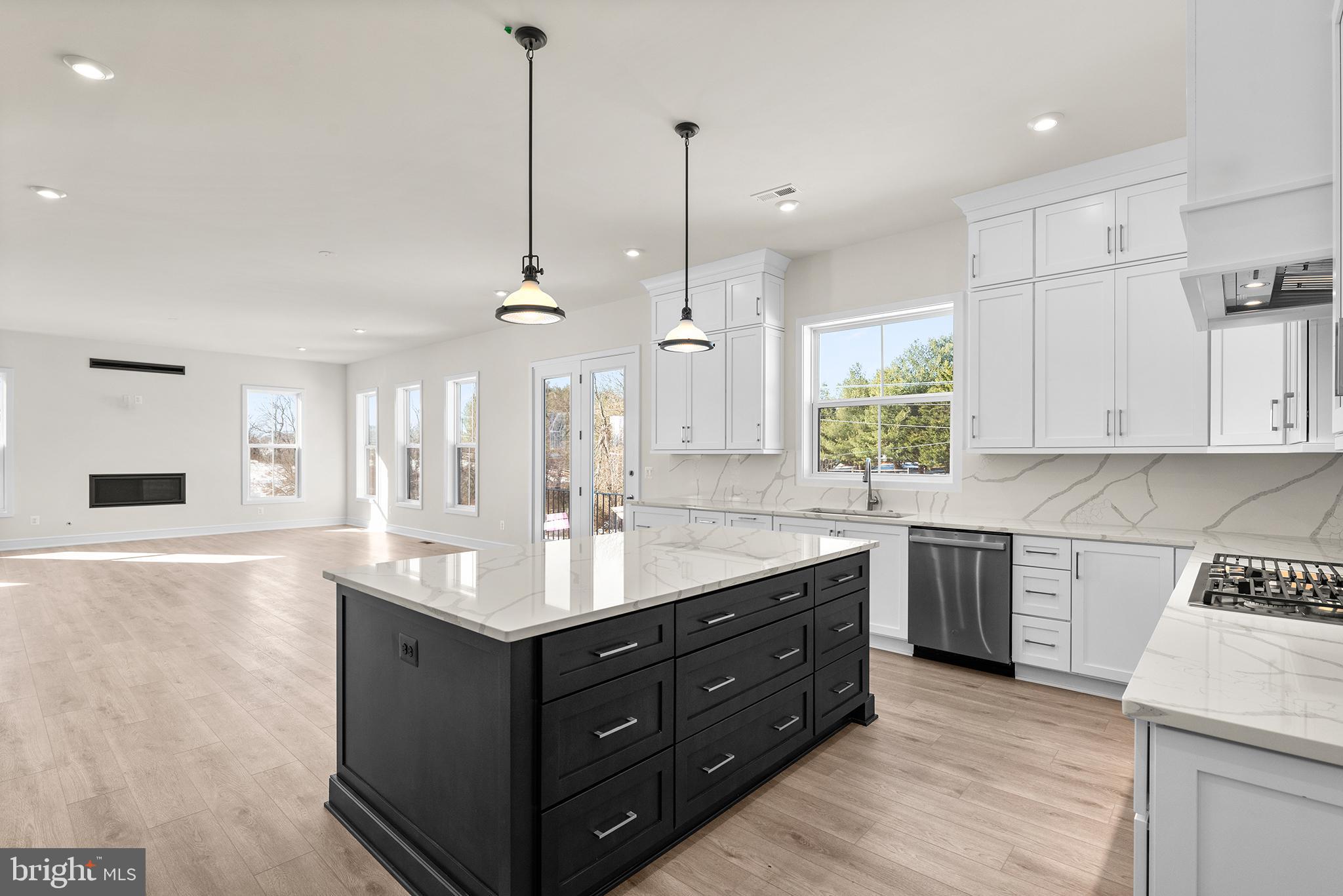 GLENMORE FARM - Residential