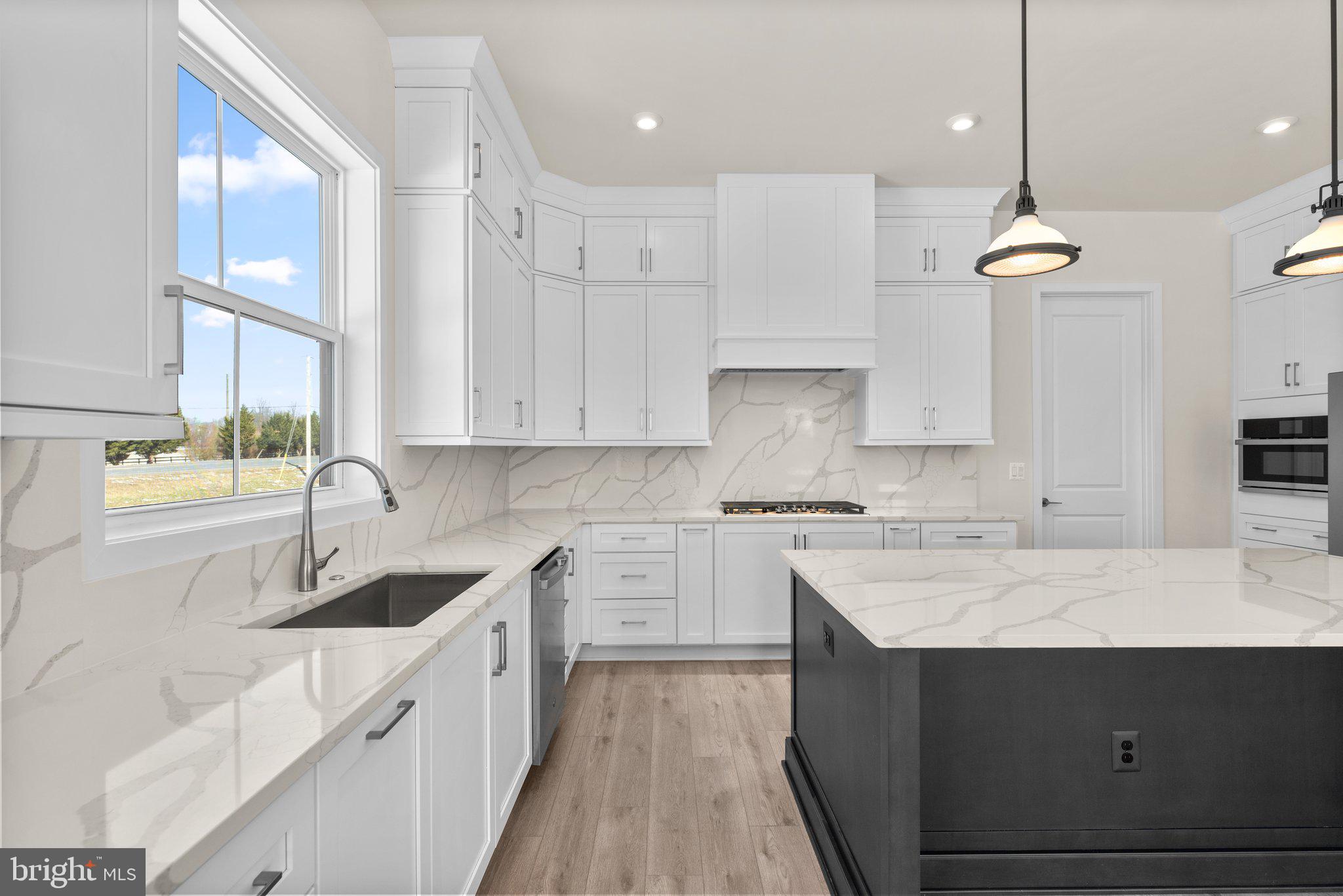 GLENMORE FARM - Residential