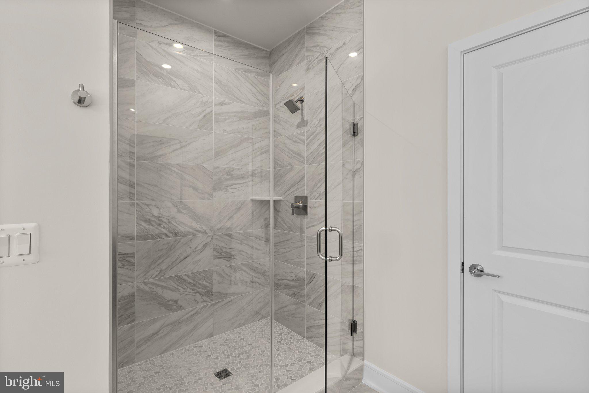 GLENMORE FARM - Residential