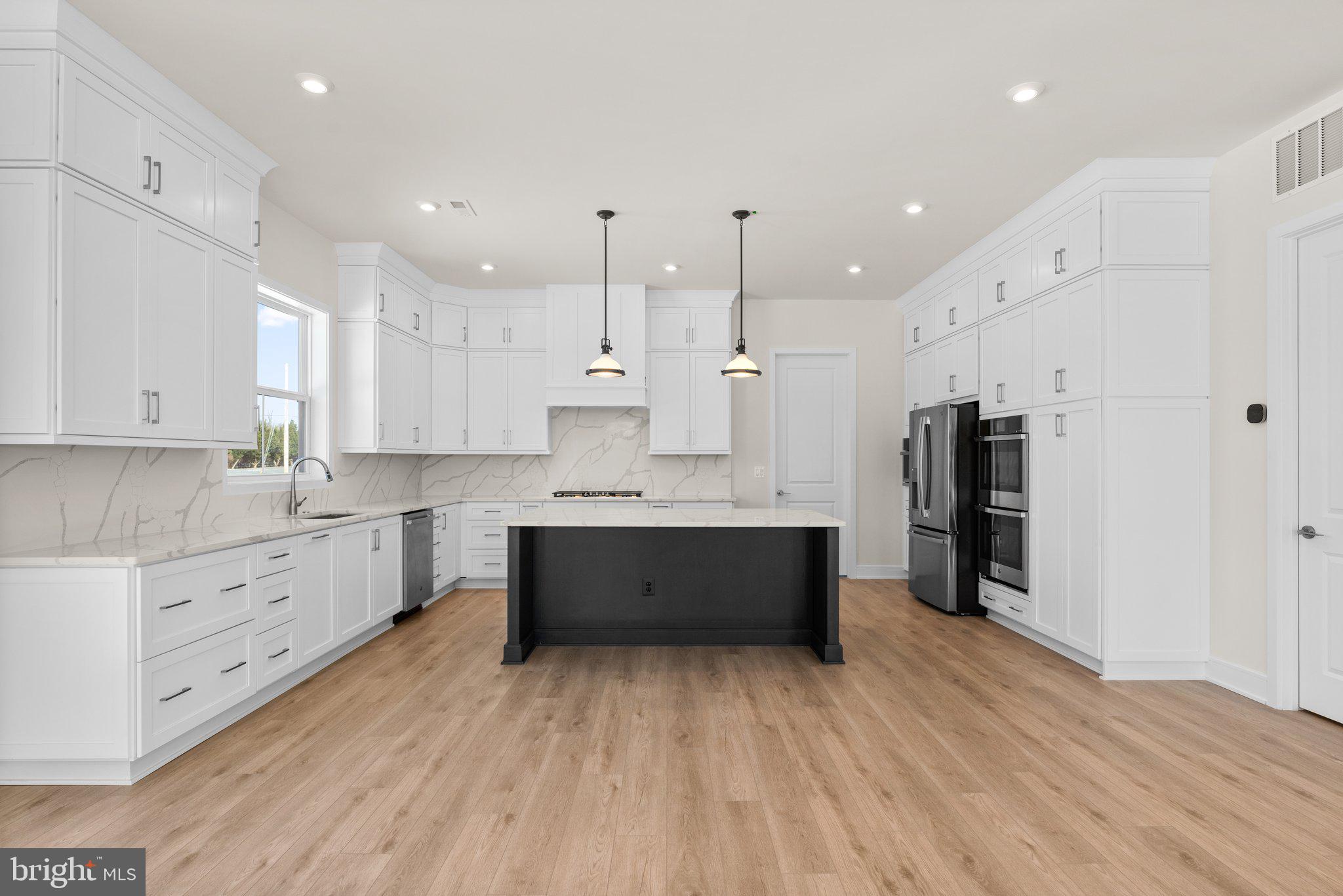 GLENMORE FARM - Residential