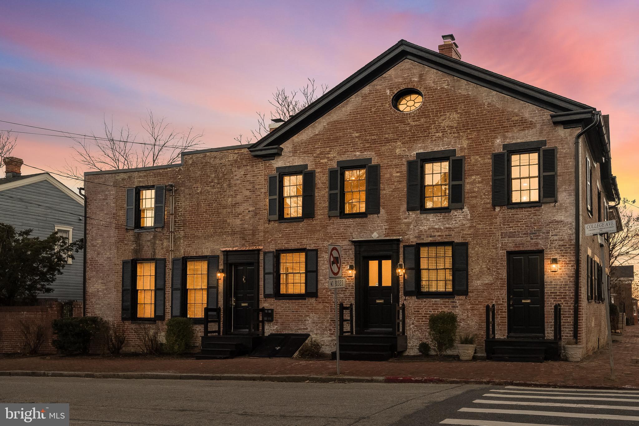 31 COLLEGE AVENUE
