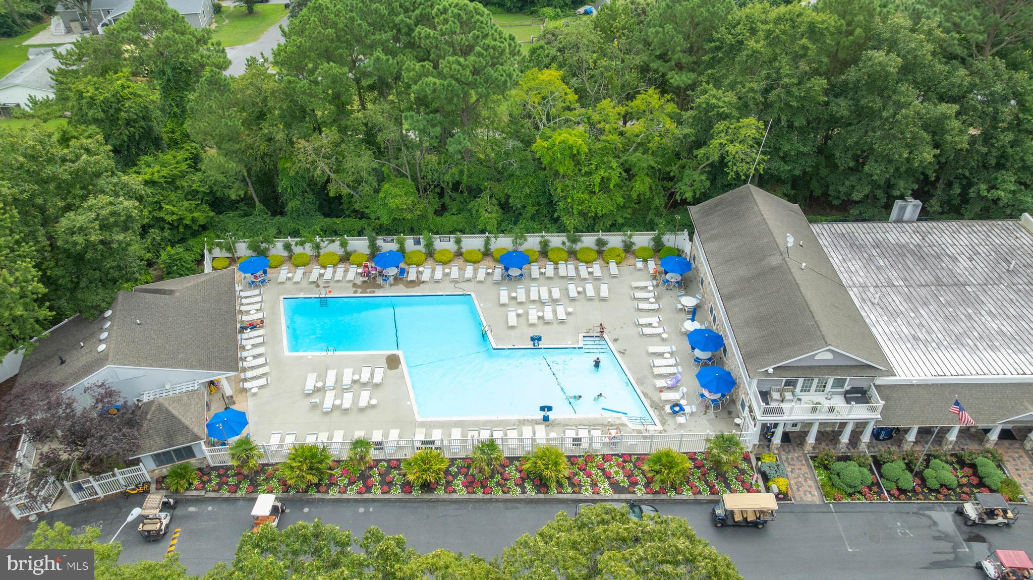 SUN RETREATS REHOBOTH BAY - Residential