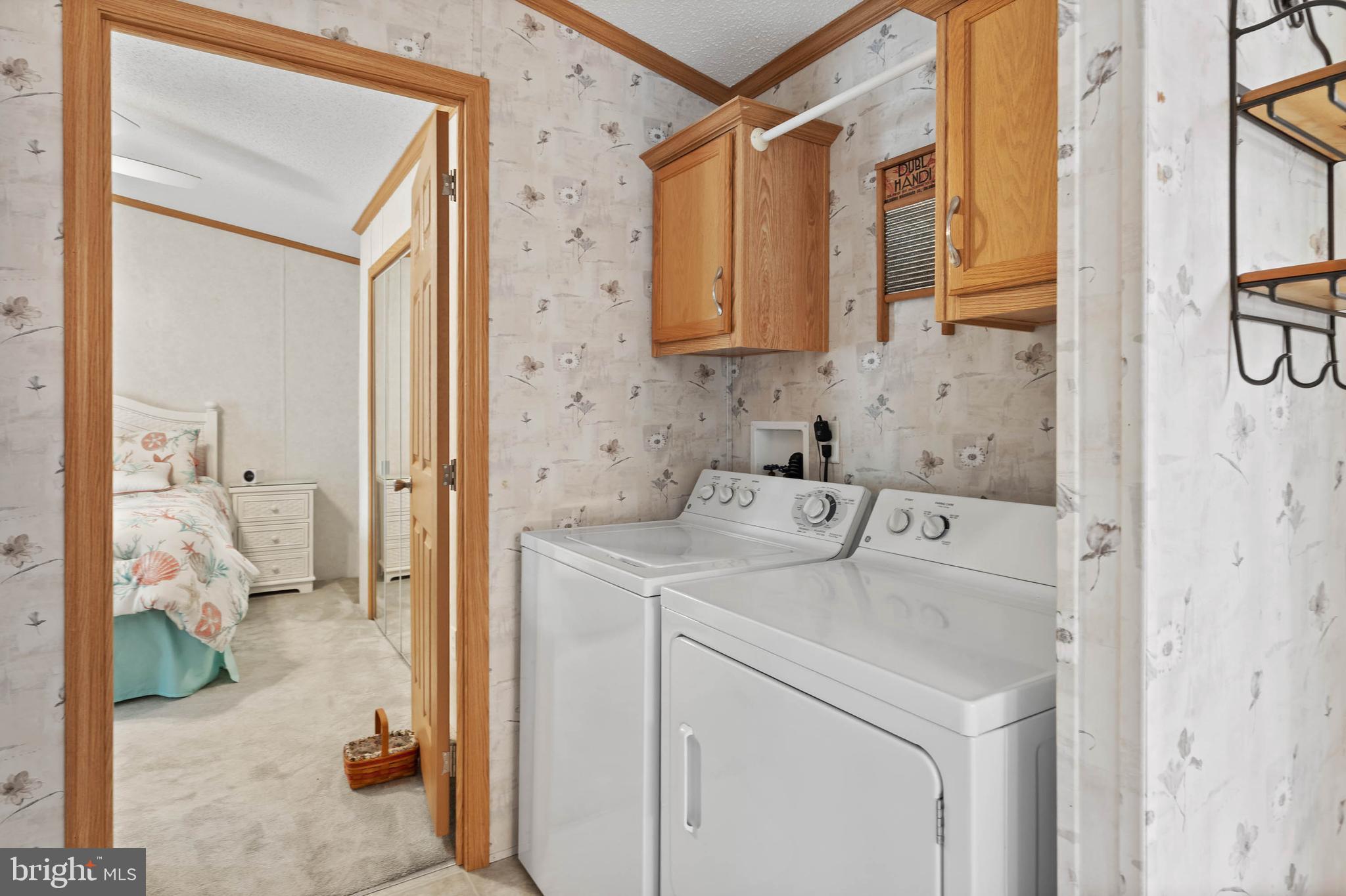 SUN RETREATS REHOBOTH BAY - Residential