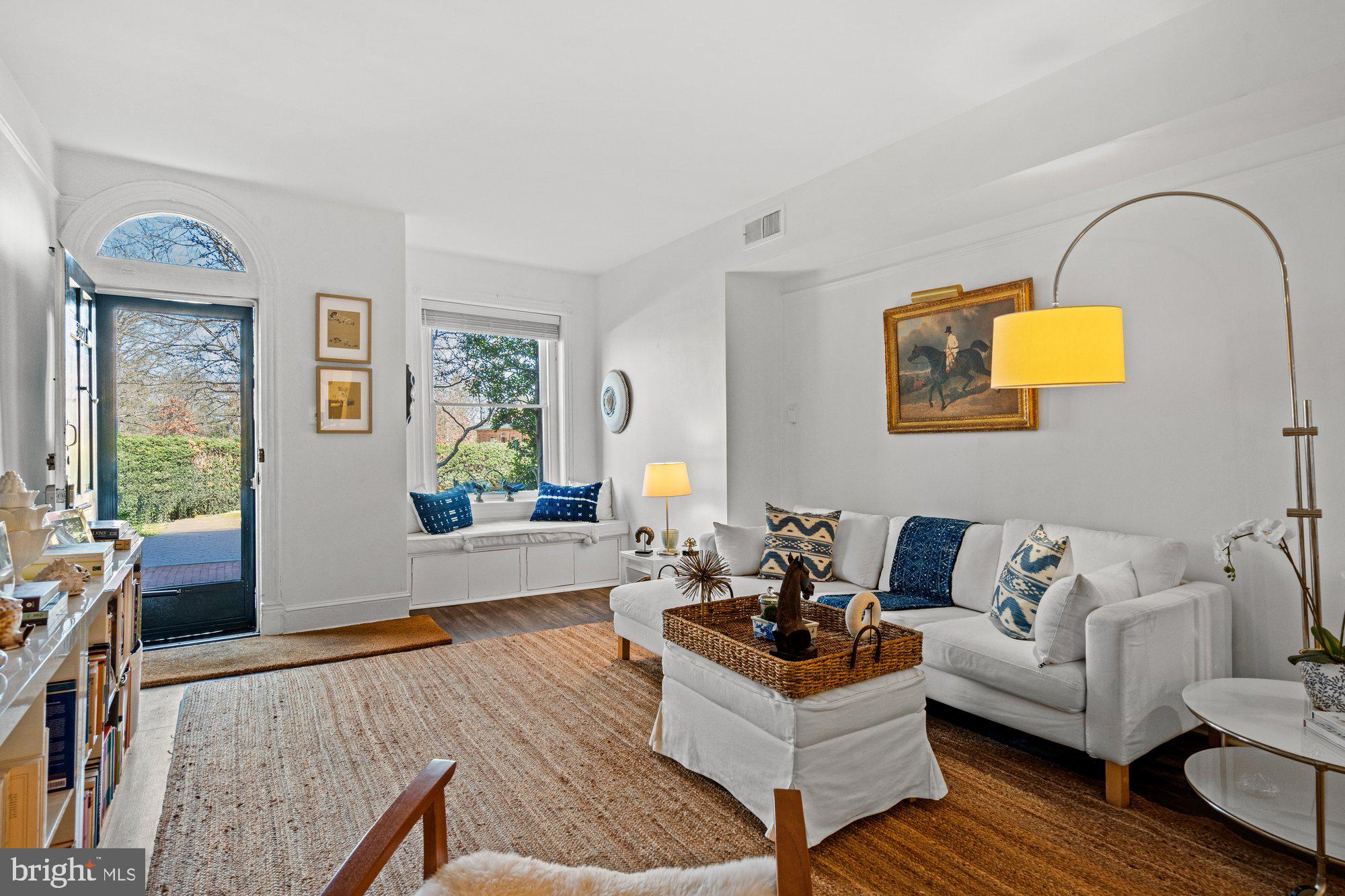 3022 R STREET NW 1/2