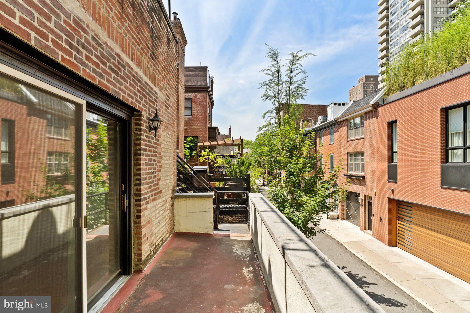 RITTENHOUSE SQUARE - Residential