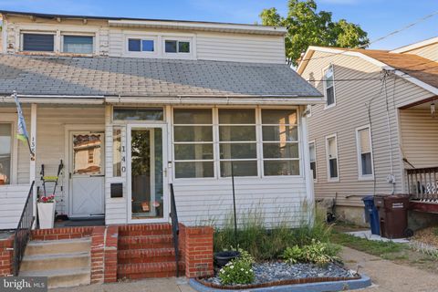 Townhouse For Sale - 140 Paine Street<br/> Burlington County, RIVERSIDE, NJ 08075