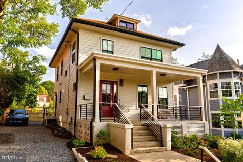 1207 RANDOLPH STREET NE WASHINGTON DC 20017
