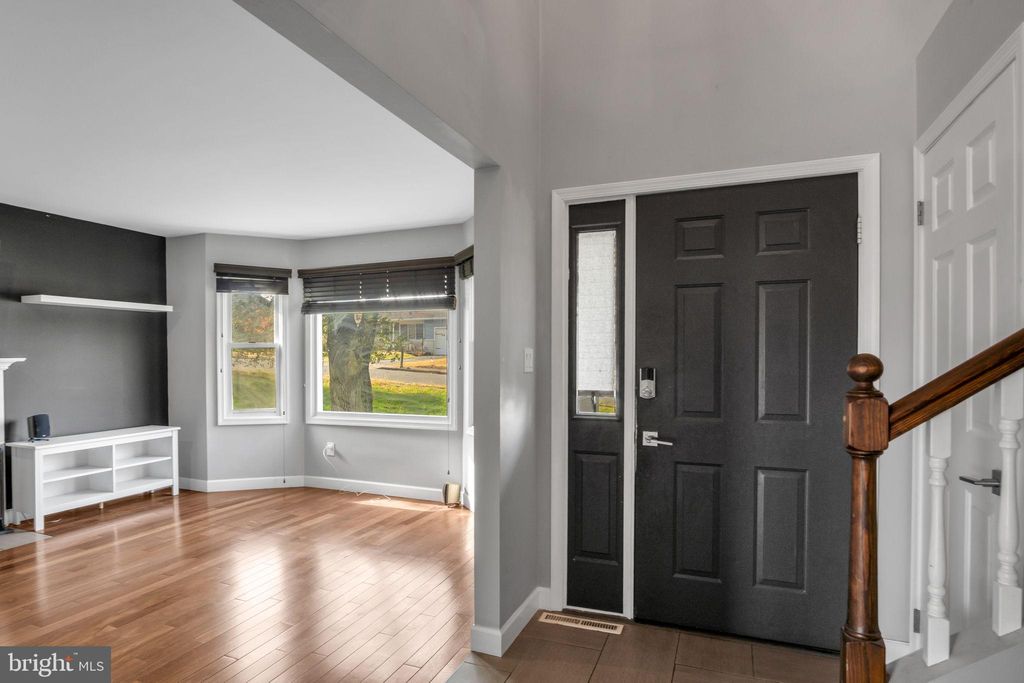 Photo of 115 Suffolk Road, HARRISBURG, PA 17112 (MLS # PADA2051394)