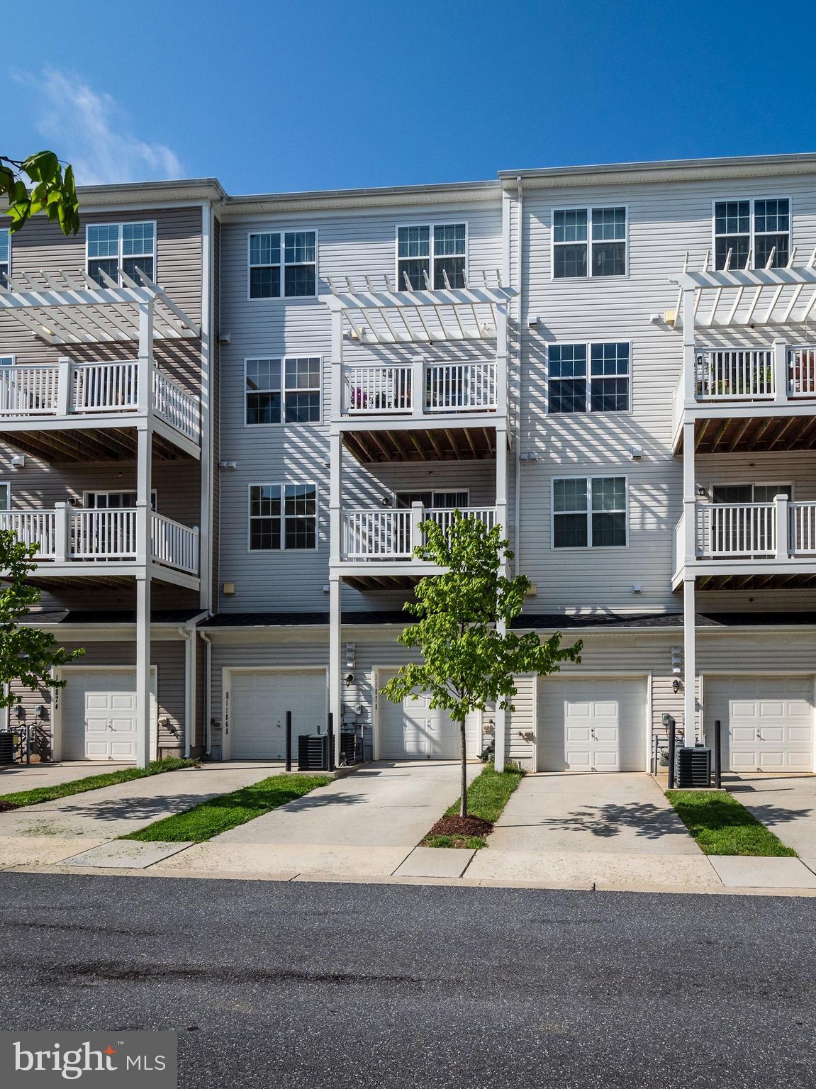 ARORA HILLS - Residential