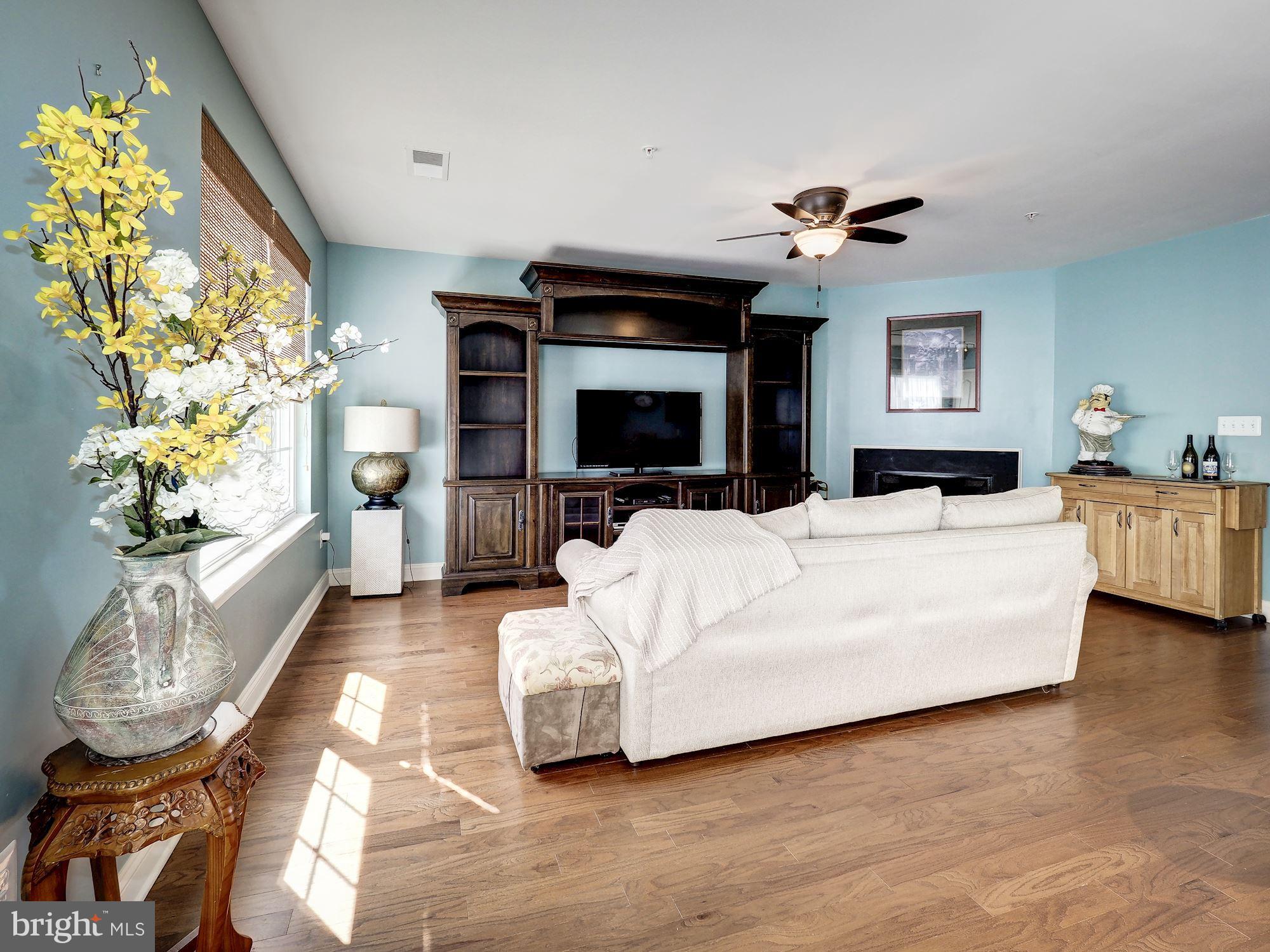 ARORA HILLS - Residential