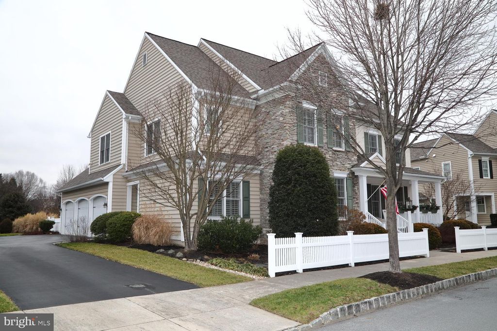 Photo of 1420 Banner Drive, Lancaster, PA 17601 (MLS # PALA2046420)