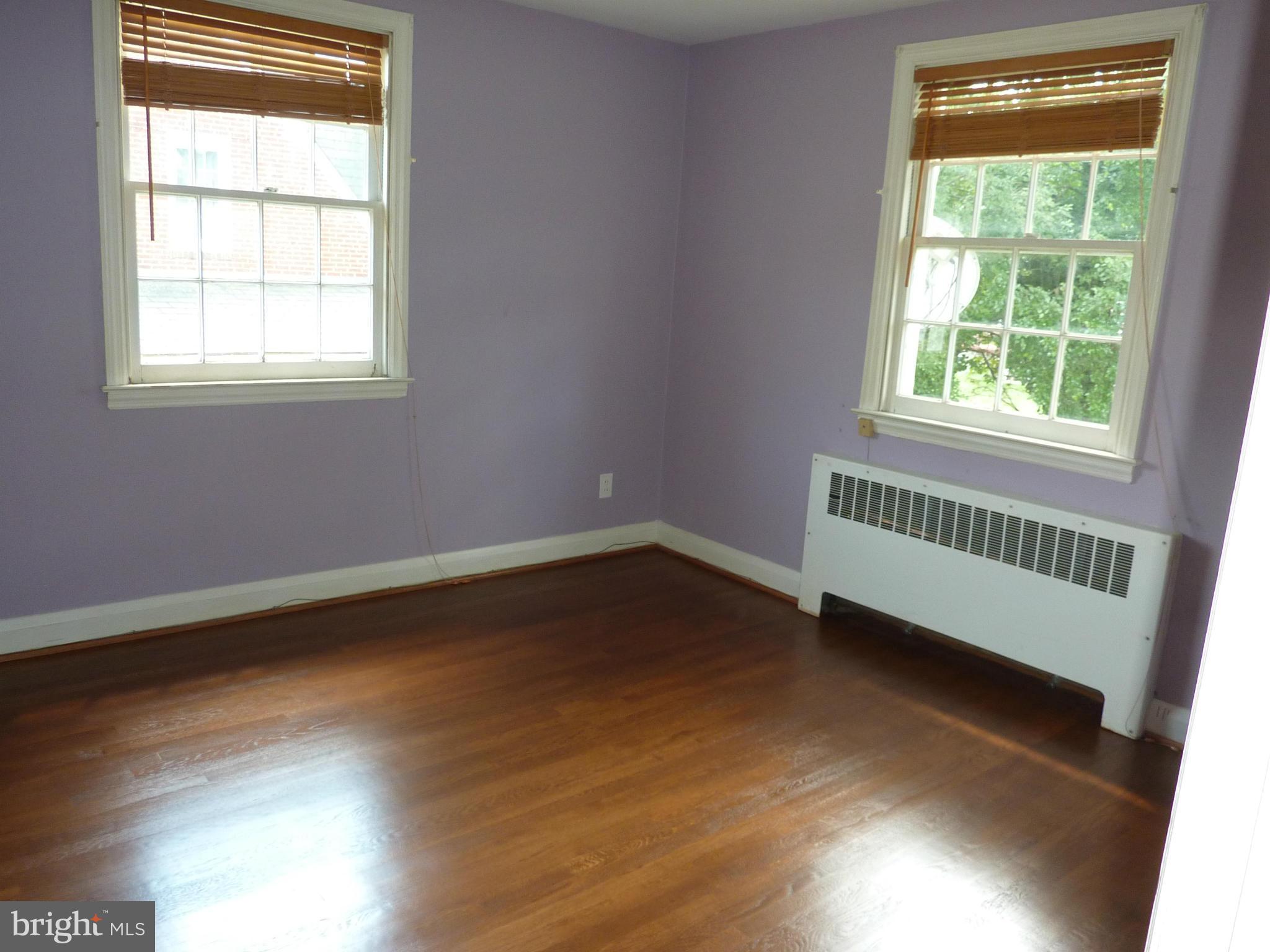 WEST HILLS - Residential