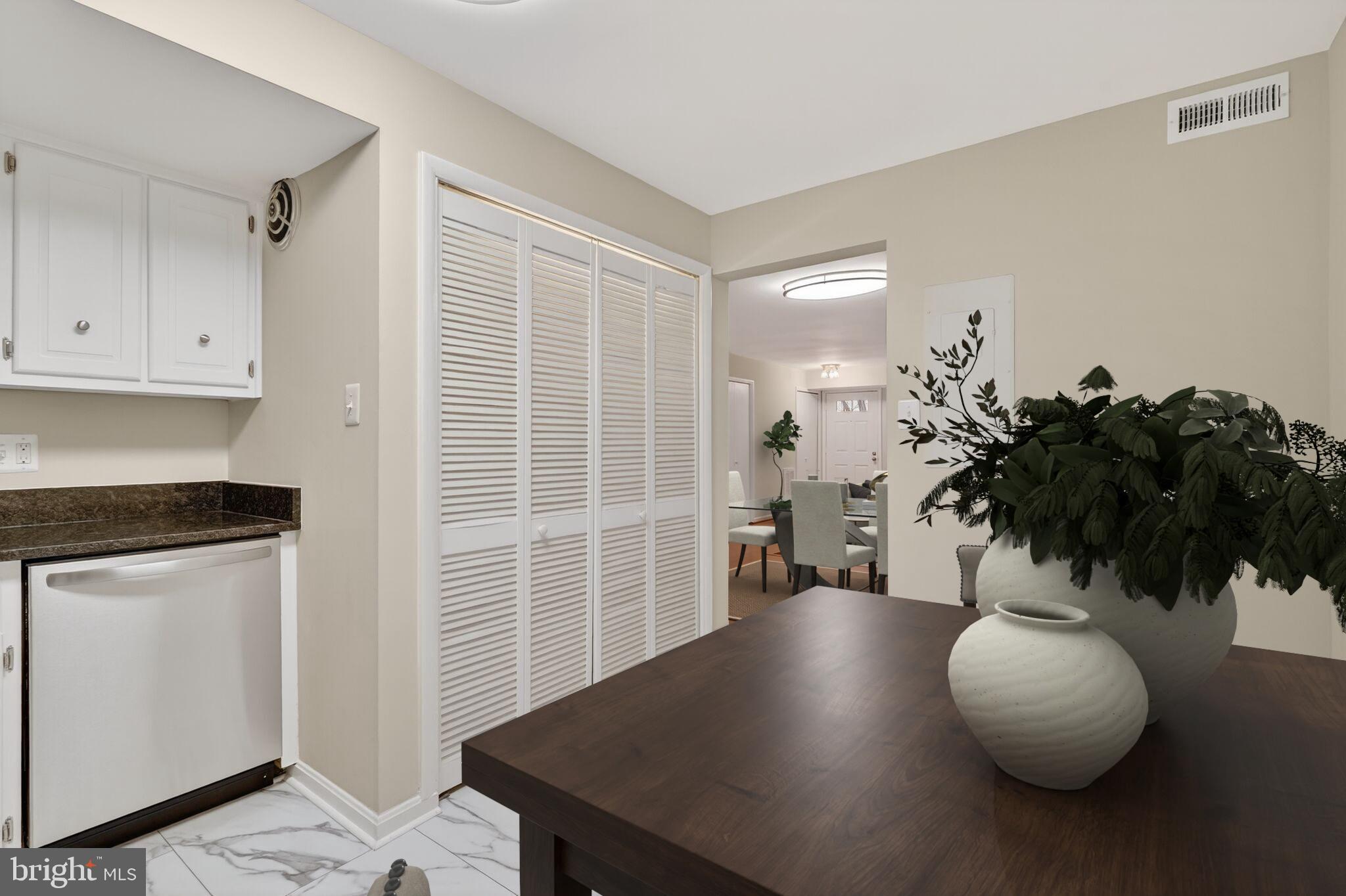 KEENE MILL WOODS - Residential