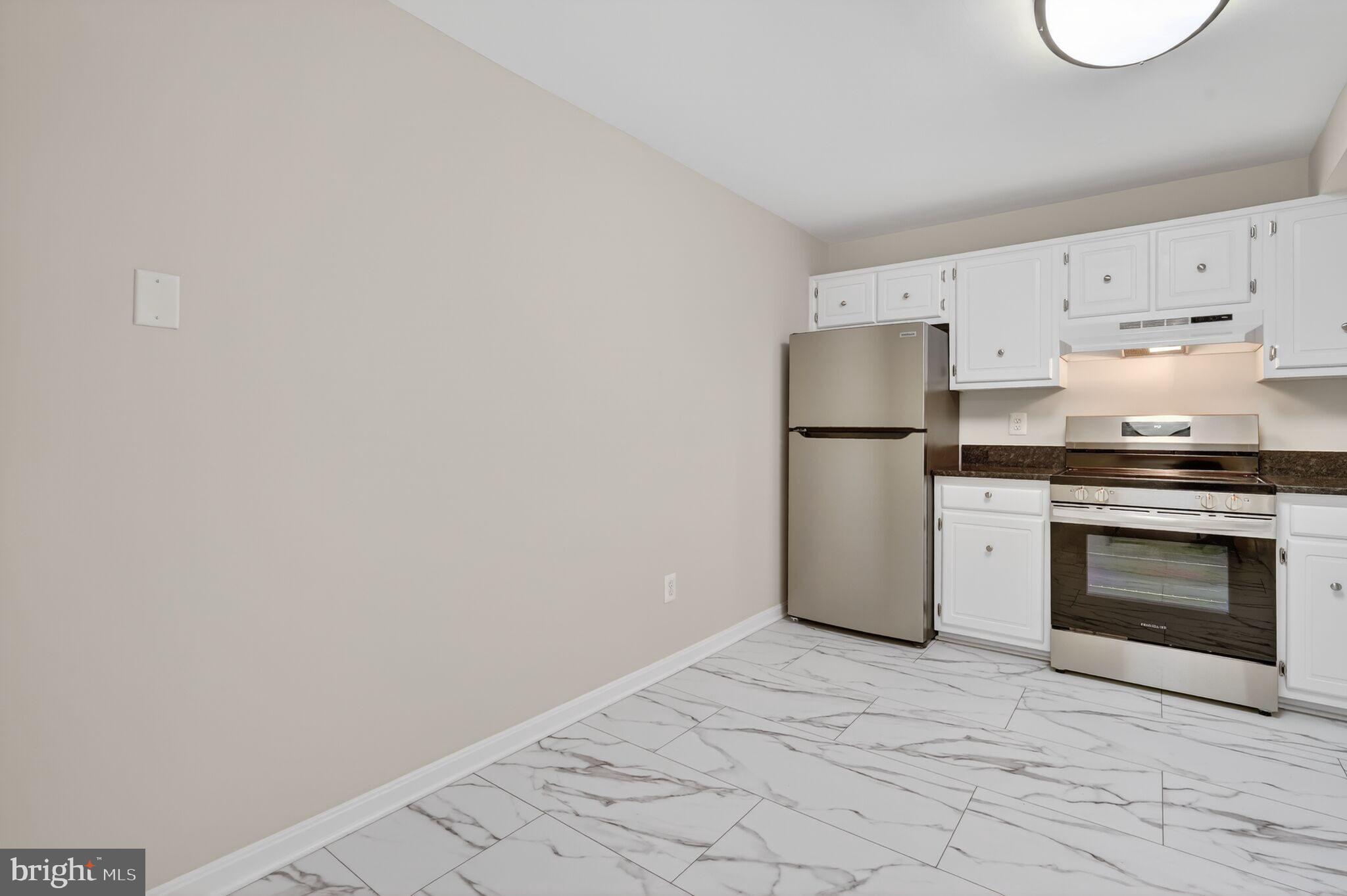 KEENE MILL WOODS - Residential