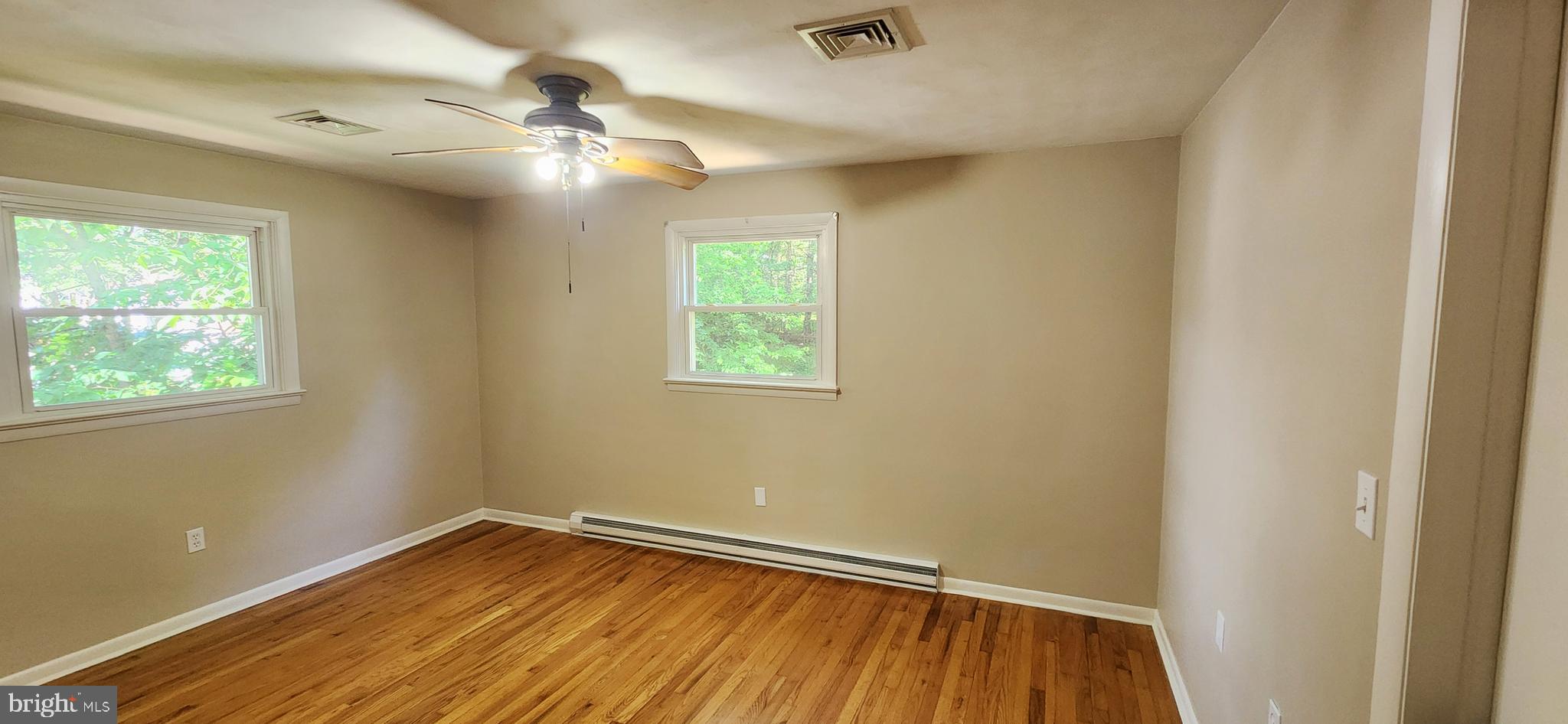 CHESTNUT HILLS - Residential