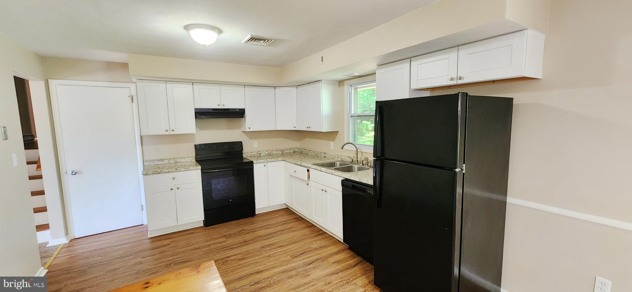 CHESTNUT HILLS - Residential