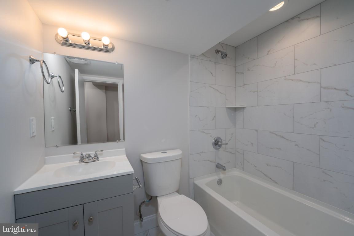 CARNEY/PARKVILLE - Residential