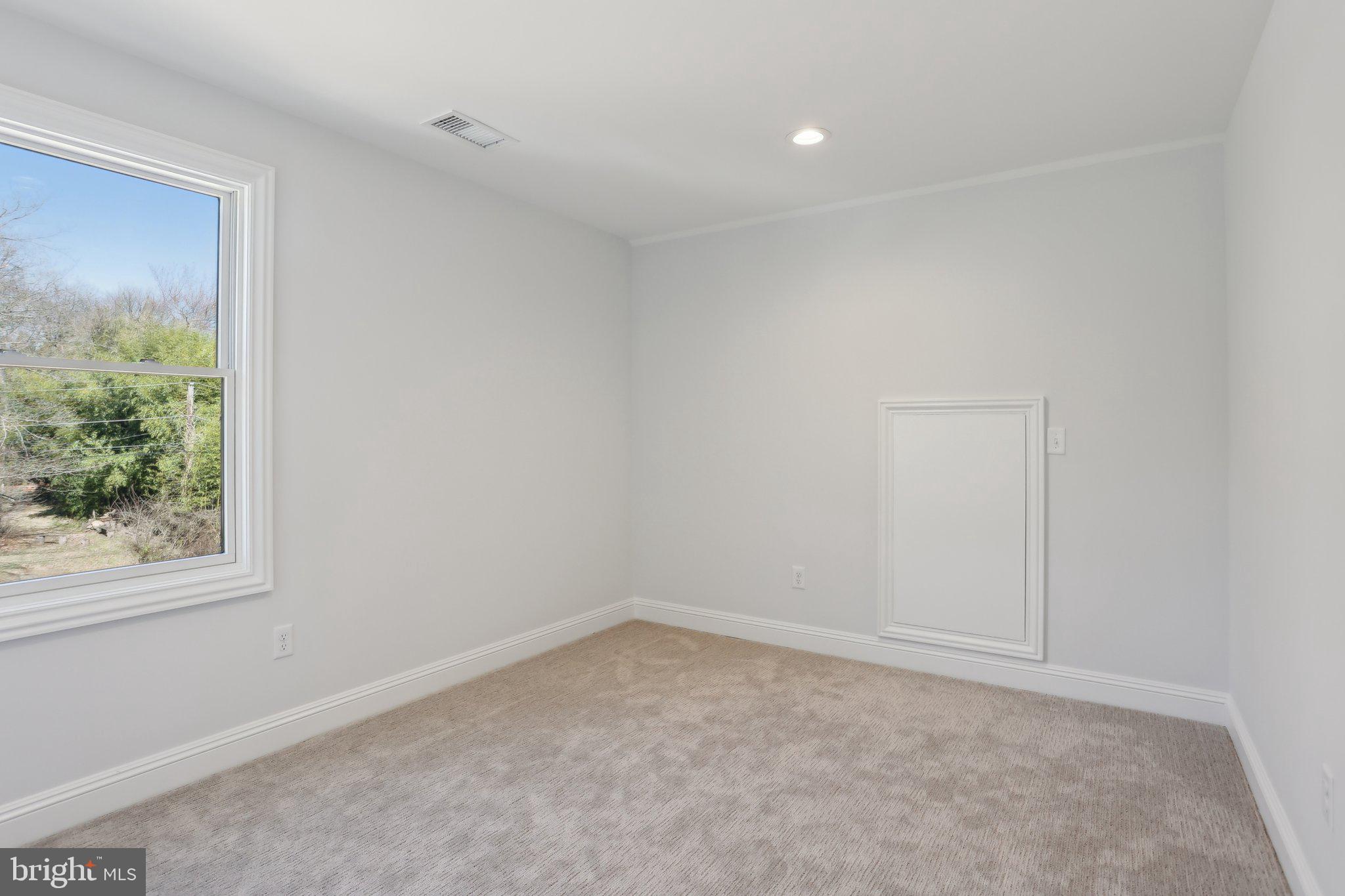 ORANGE STREET WALK - Residential