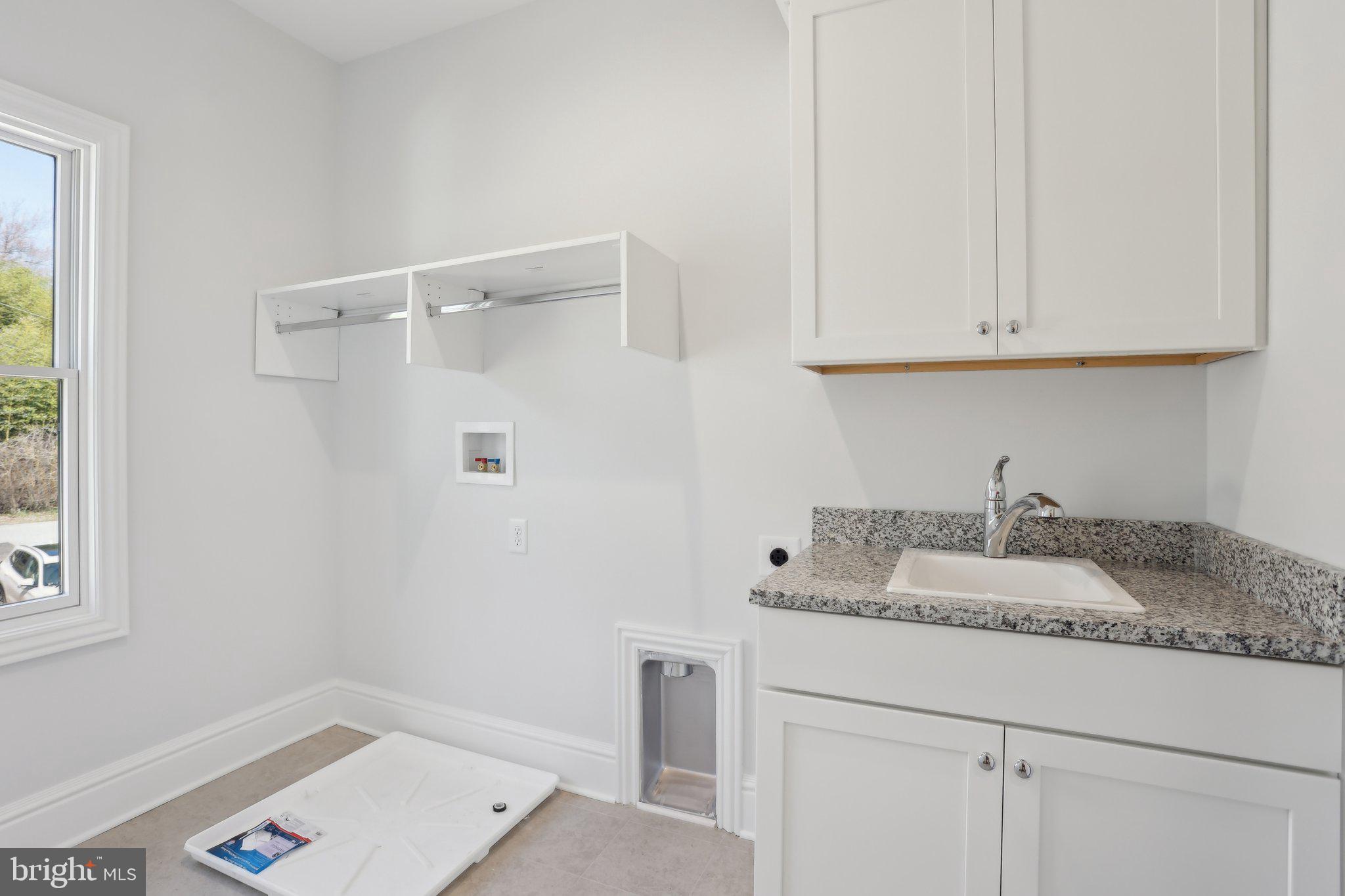 ORANGE STREET WALK - Residential