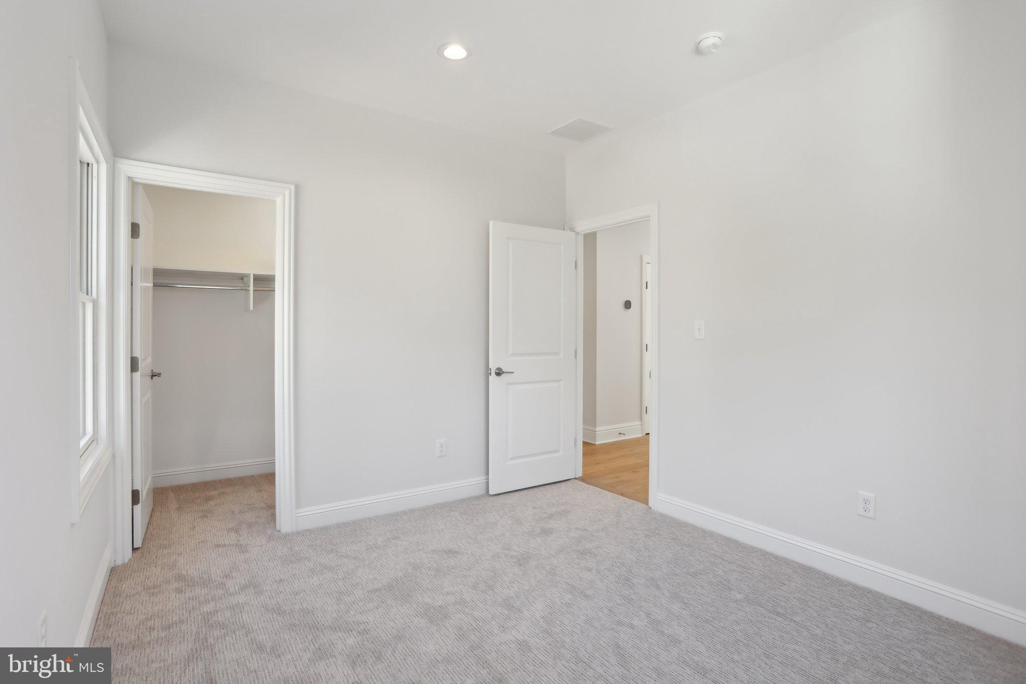 ORANGE STREET WALK - Residential