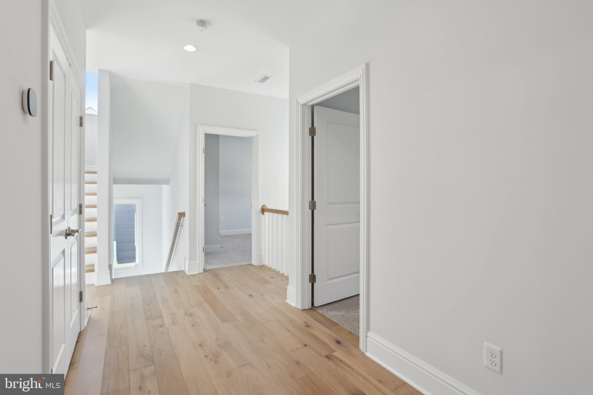 ORANGE STREET WALK - Residential