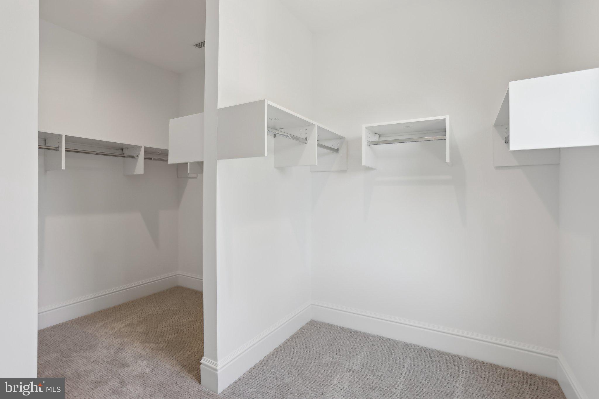 ORANGE STREET WALK - Residential