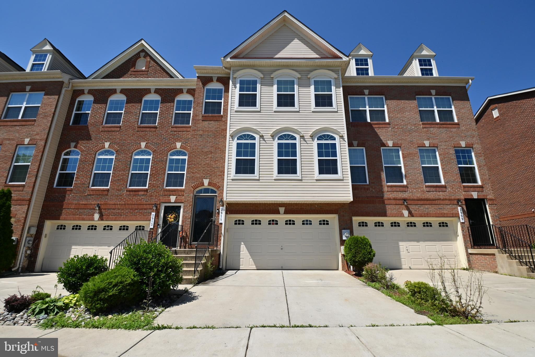 CHELSEA MANOR - Residential