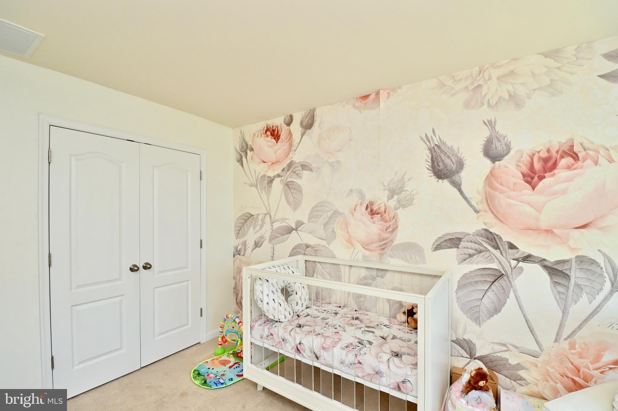 CHELSEA MANOR - Residential