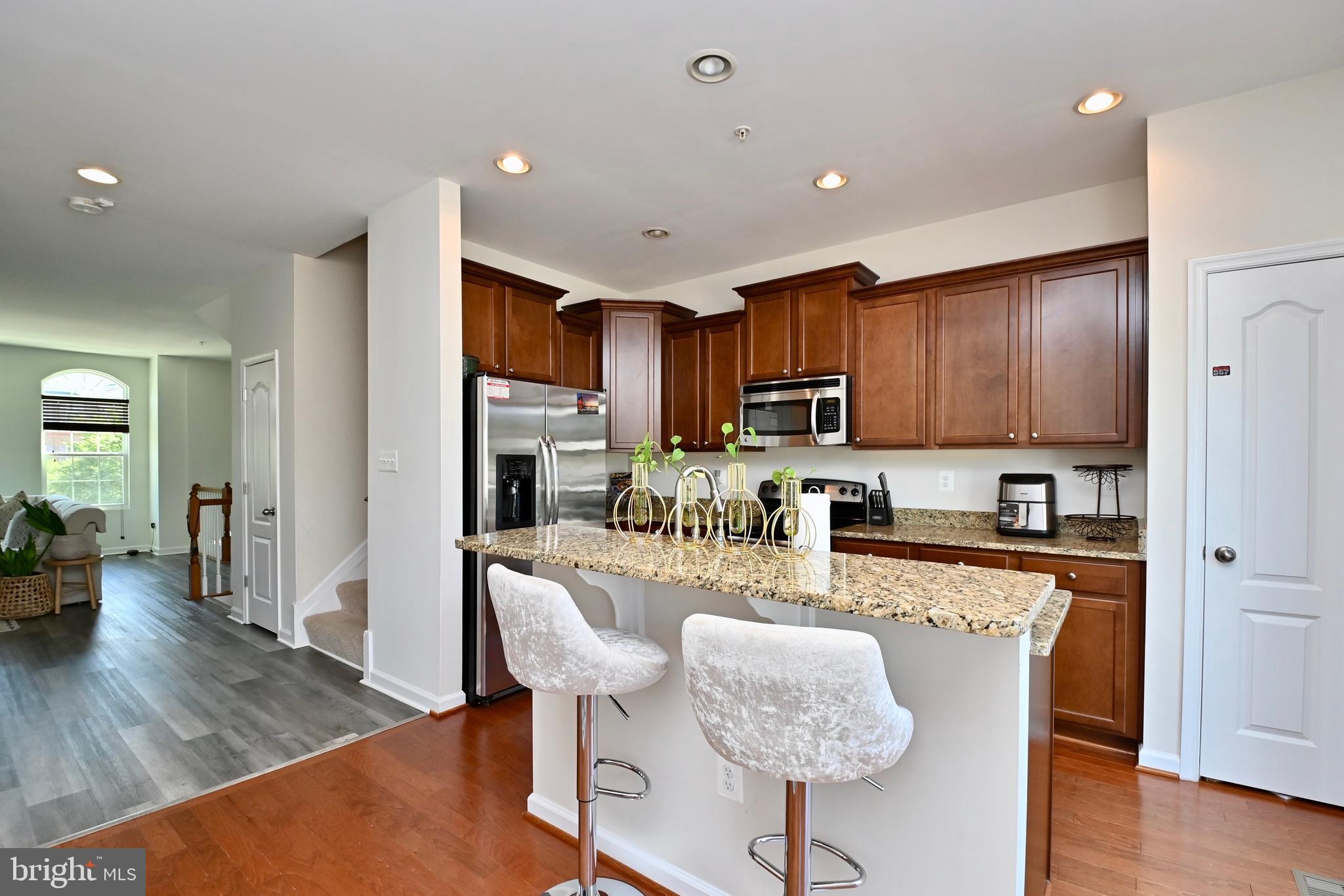 CHELSEA MANOR - Residential