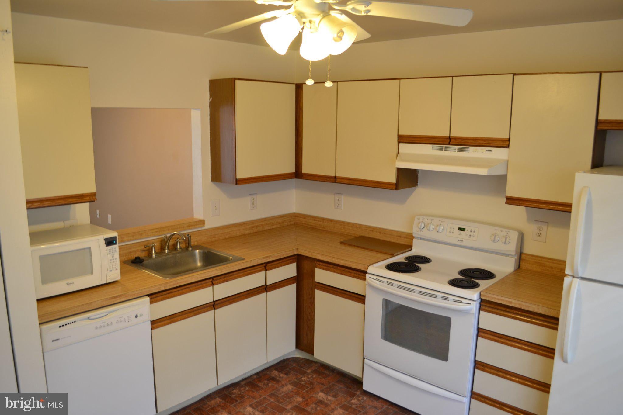 303 COLD SPRING PLACE