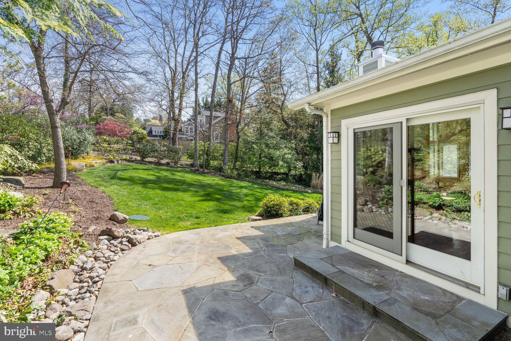 SHIRLEY WOODS - Residential