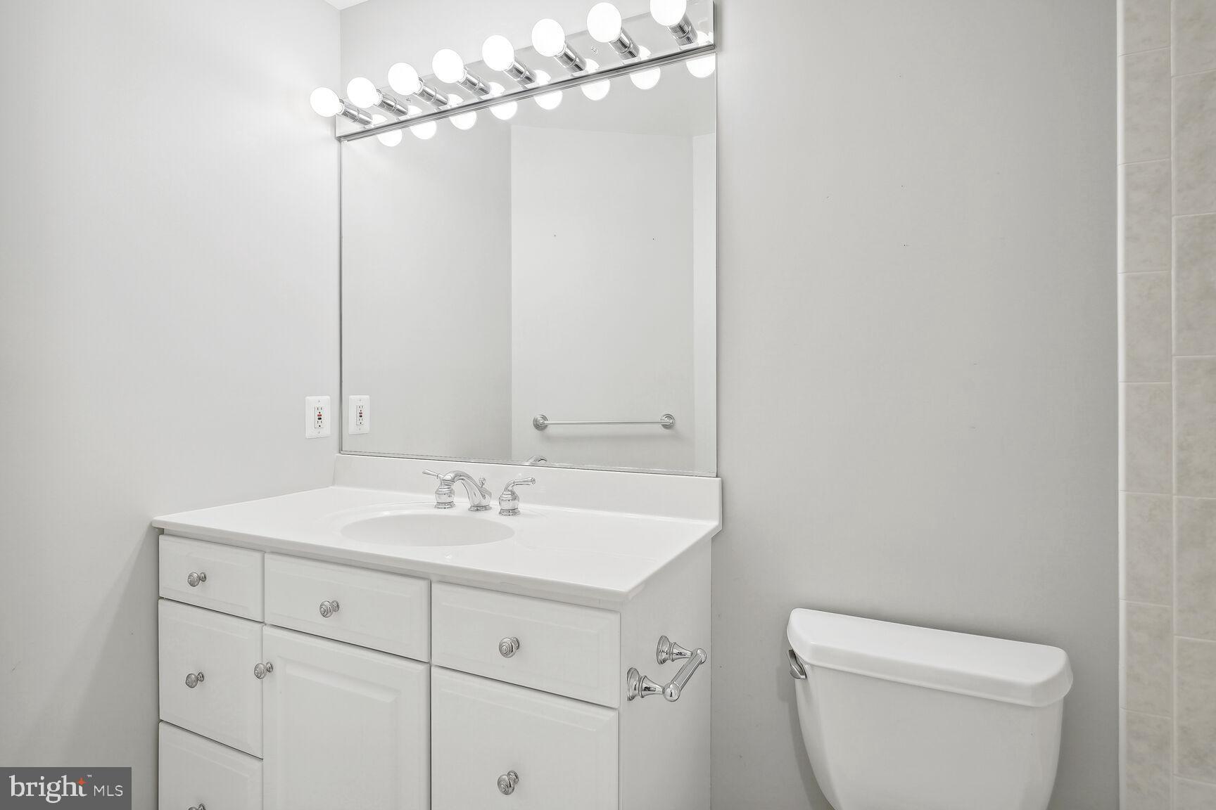 SHIRLEY WOODS - Residential