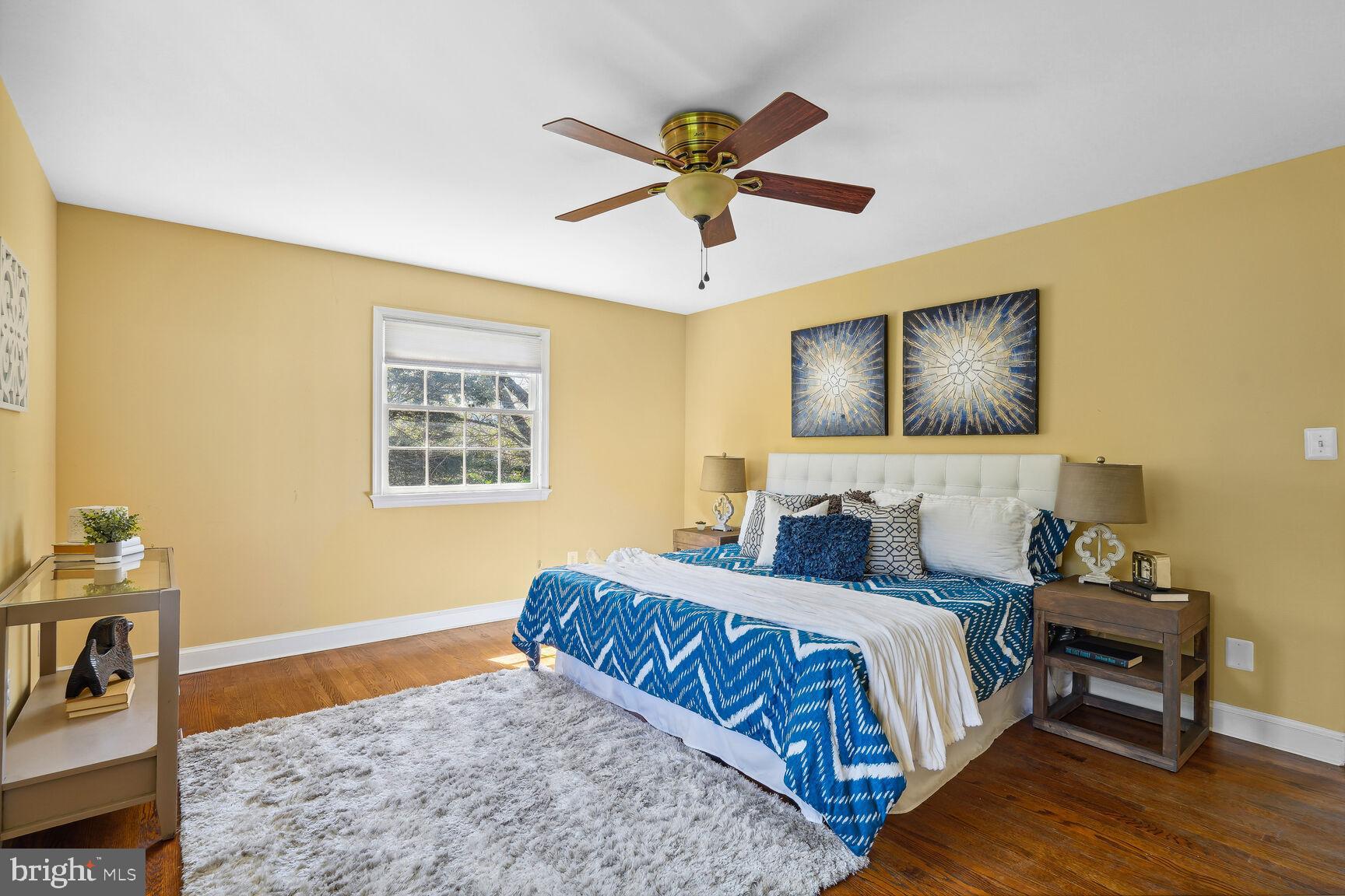 SHIRLEY WOODS - Residential