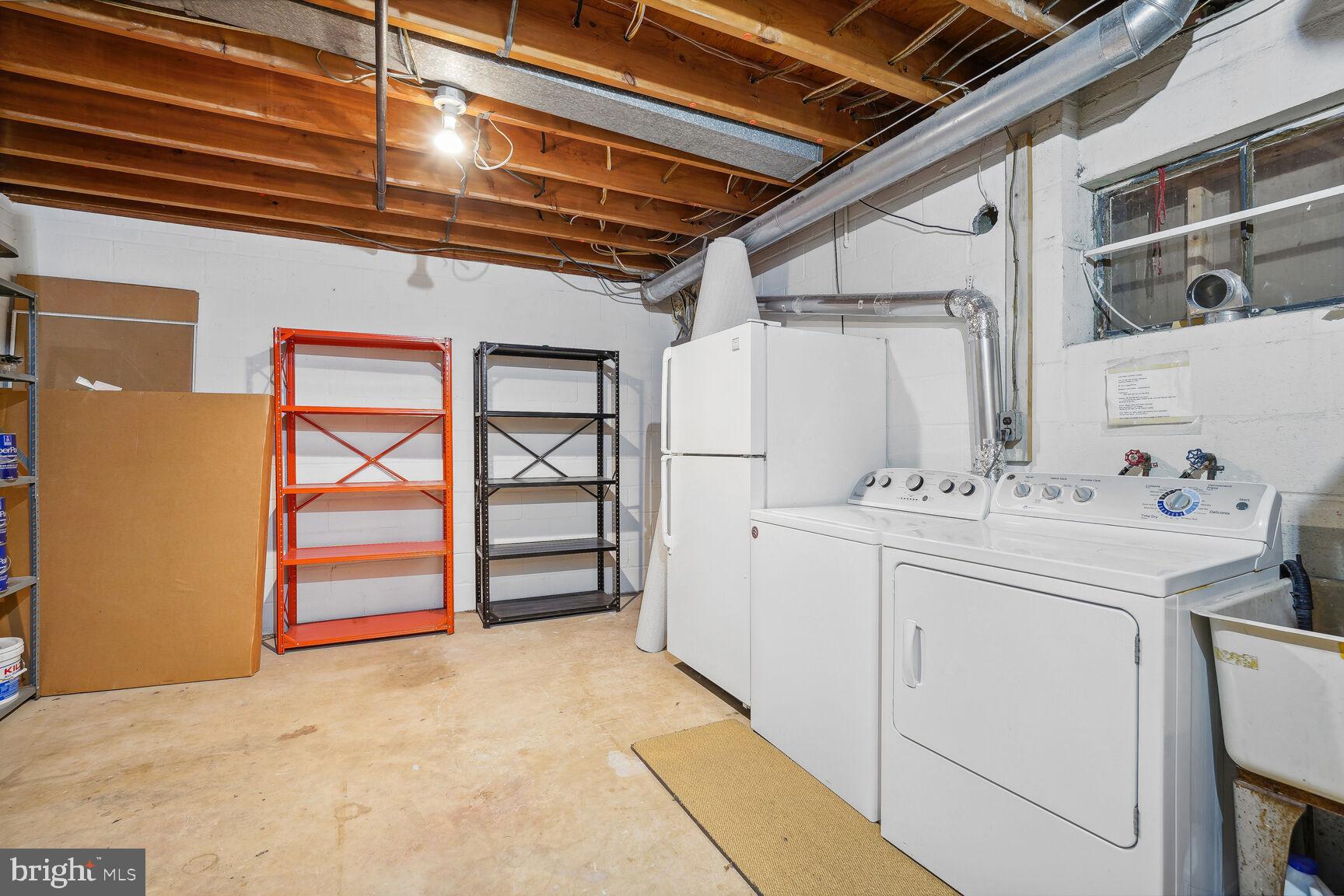 SHIRLEY WOODS - Residential