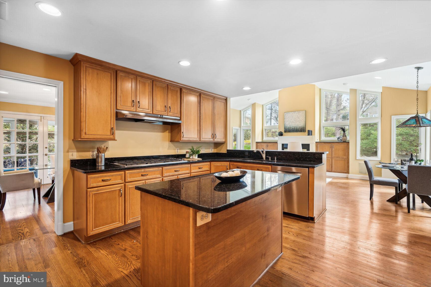 SHIRLEY WOODS - Residential